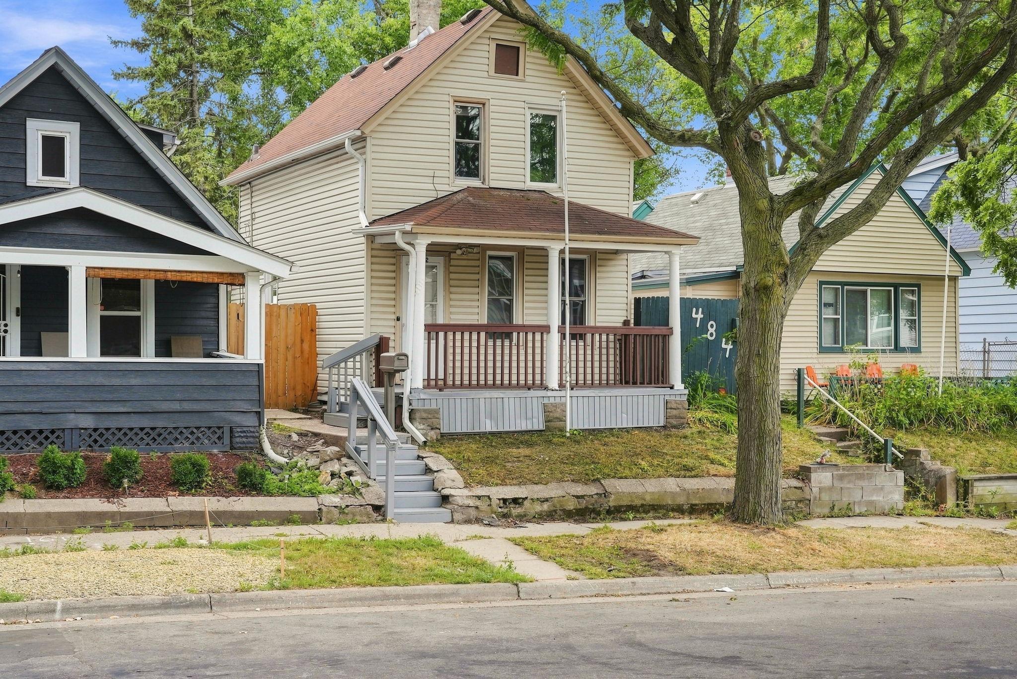 View of Residential at 482 Lawson Avenue, Saint Paul MN 55117, Saint Paul (2 of 29) - Mike Wilen | Minnesota Team Real Estate