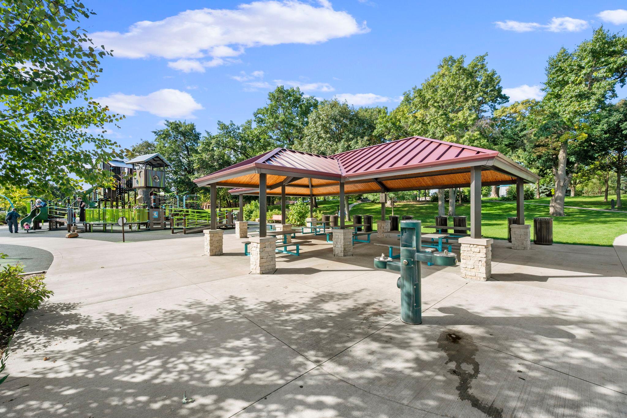 View of Residential at 5700 Deer Trail, Shoreview MN 55126, Shoreview (24 of 36) - Mike Wilen | Minnesota Team Real Estate