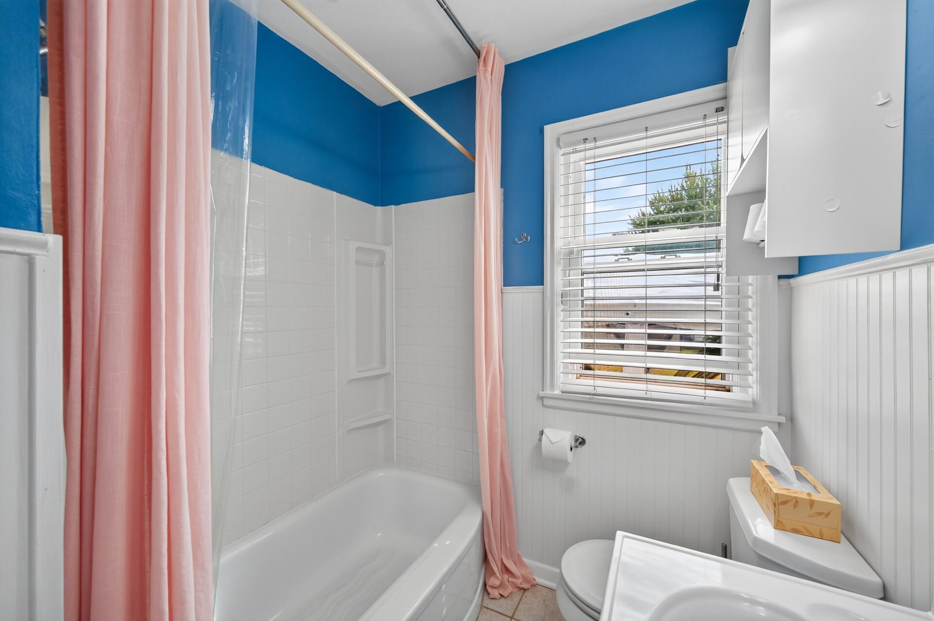 View of Residential at 4806 Fremont Avenue, Minneapolis MN 55430, Minneapolis (10 of 21) - Mike Wilen | Minnesota Team Real Estate