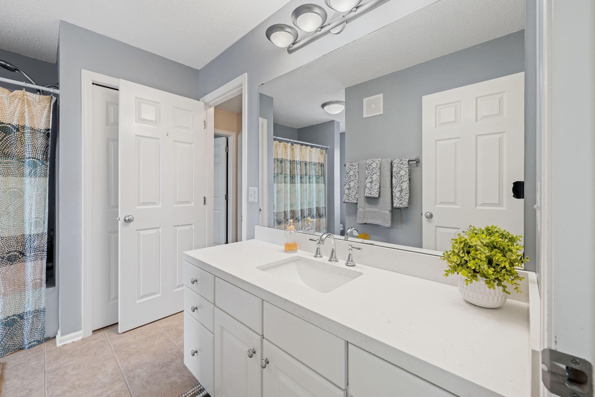 View of Residential at 14124 55th Avenue, Plymouth MN 55446, Plymouth (22 of 52) - Mike Wilen | Minnesota Team Real Estate