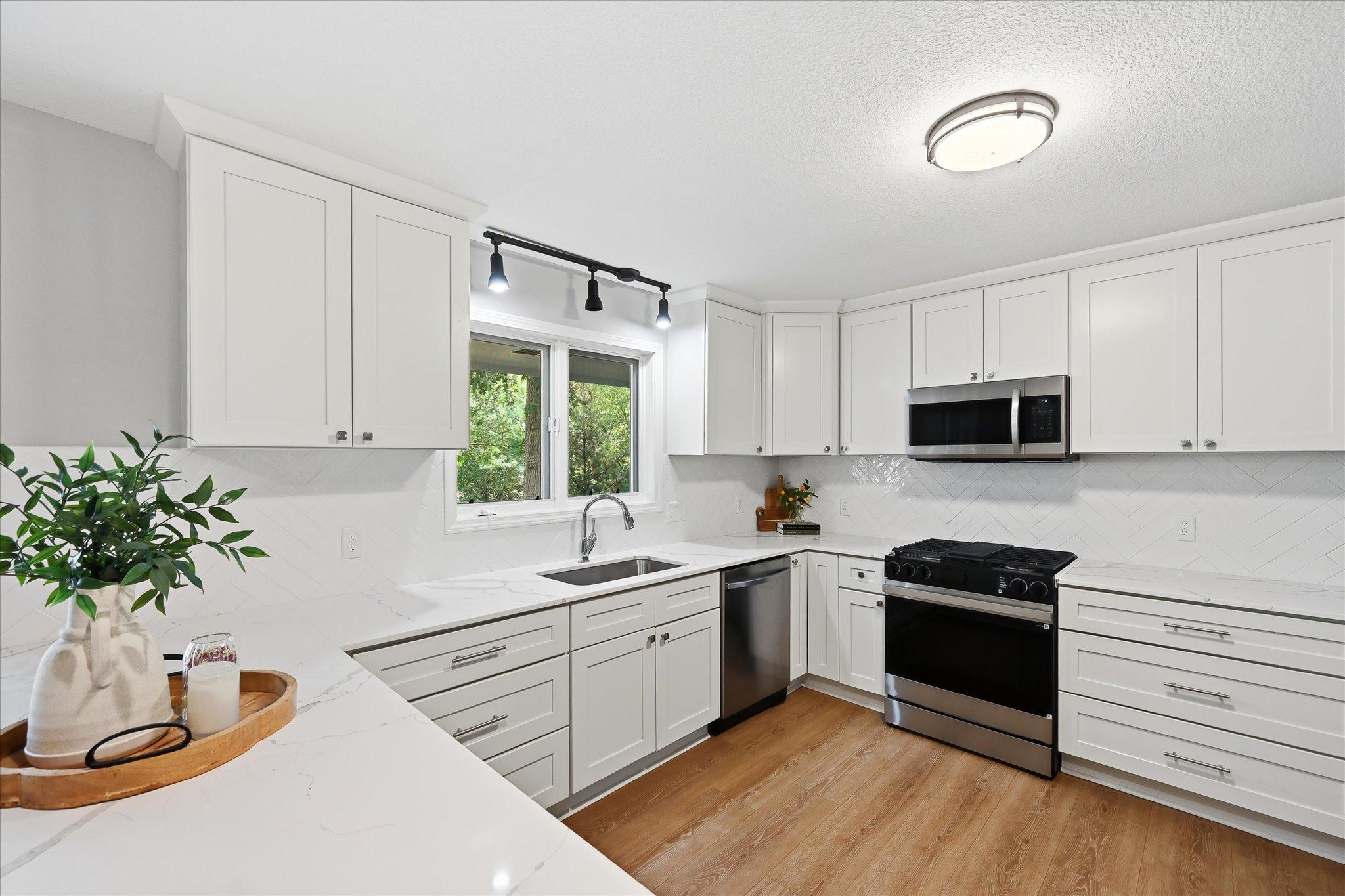 View of Residential at 1592 Sherwood Court, Eagan MN 55122, Eagan (14 of 66) - Mike Wilen | Minnesota Team Real Estate