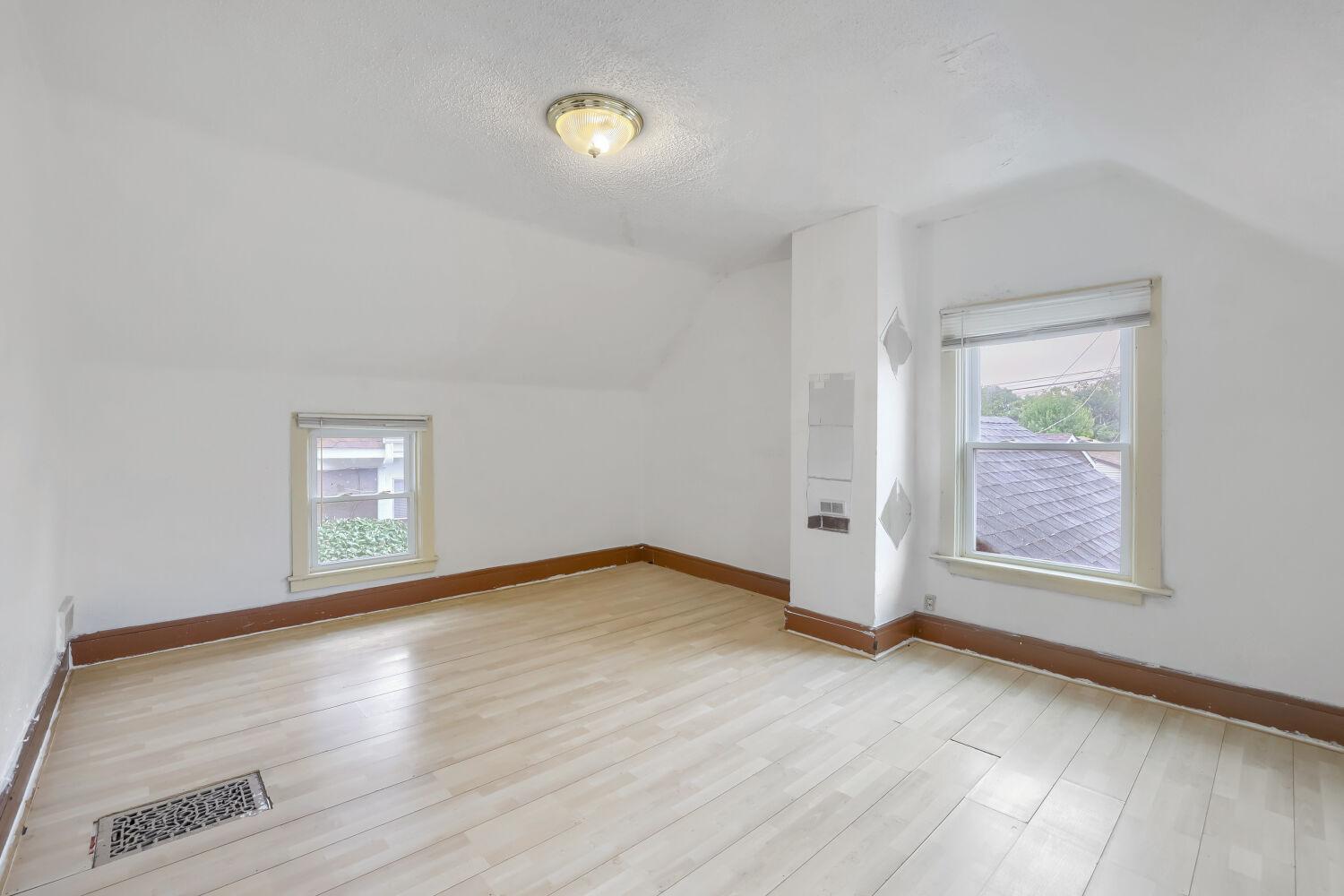 View of Residential at 3102 Morgan Avenue, Minneapolis MN 55411, Minneapolis (10 of 10) - Mike Wilen | Minnesota Team Real Estate
