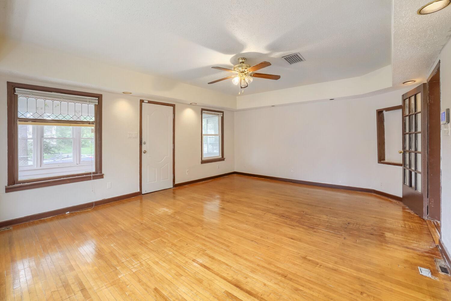View of Residential at 3102 Morgan Avenue, Minneapolis MN 55411, Minneapolis (3 of 10) - Mike Wilen | Minnesota Team Real Estate
