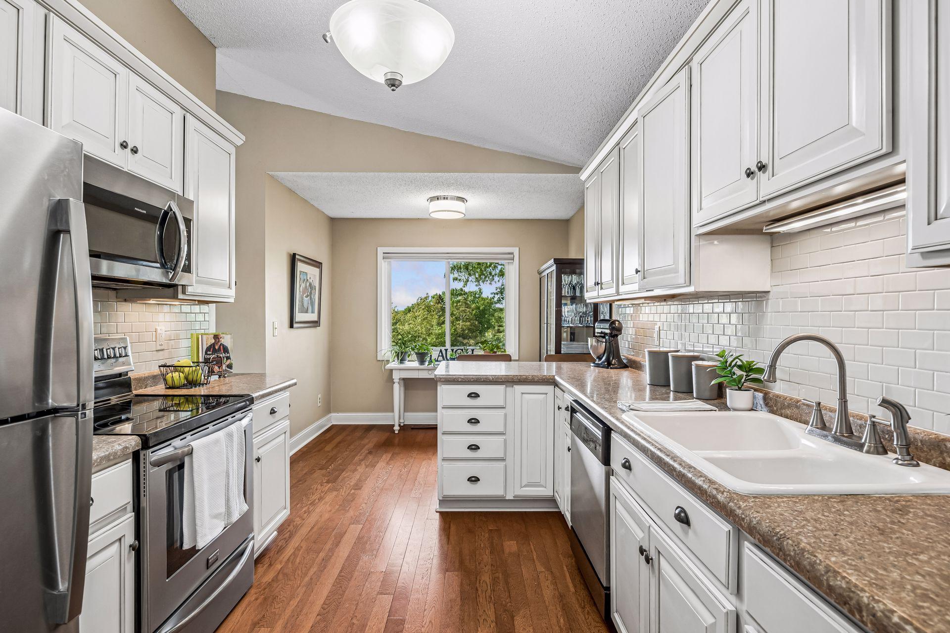 View of Residential at 5225 Beachside Drive, Minnetonka MN 55343, Minnetonka (10 of 46) - Mike Wilen | Minnesota Team Real Estate