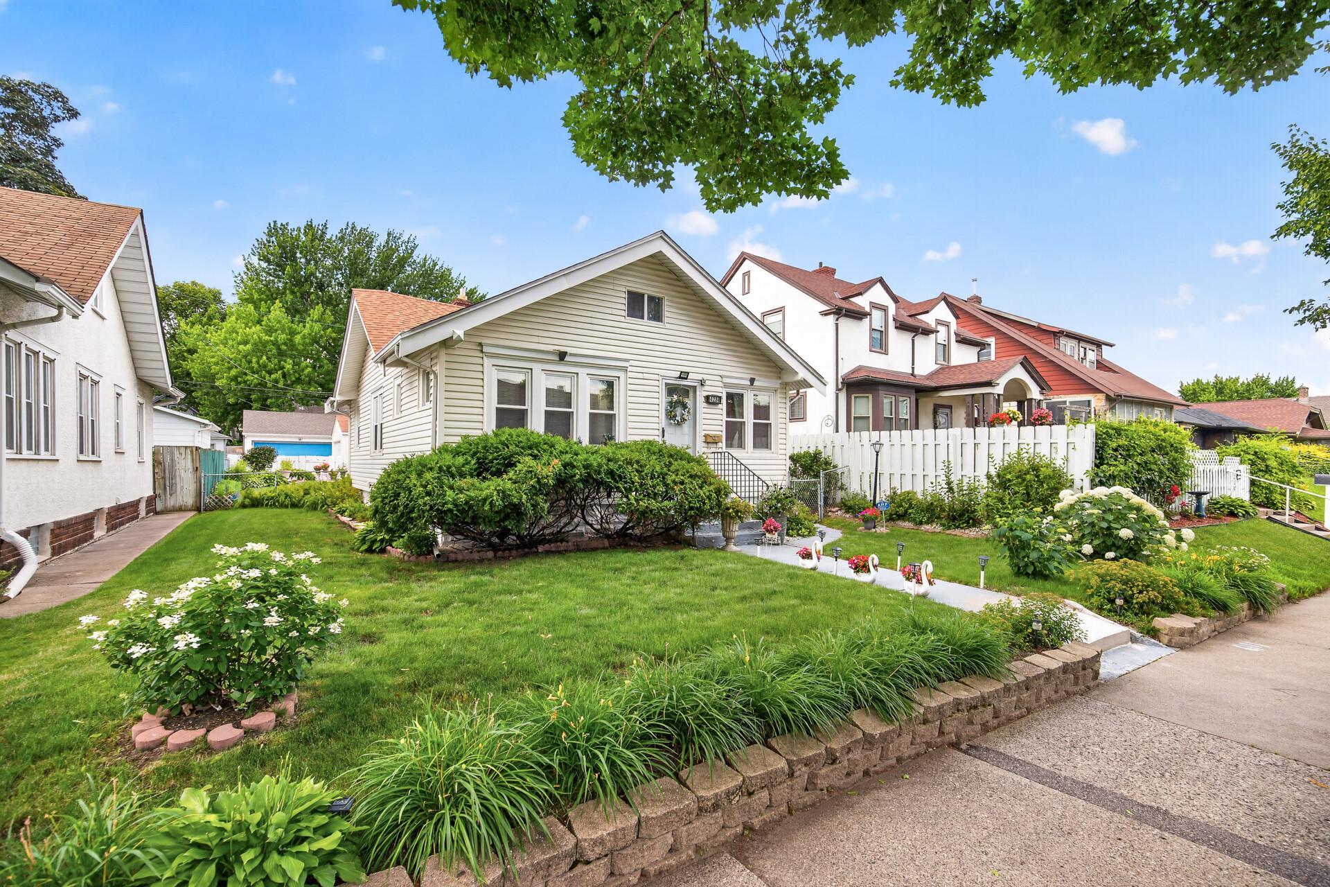 View of Residential at 4224 Stevens Avenue, Minneapolis MN 55409, Minneapolis (2 of 26) - Mike Wilen | Minnesota Team Real Estate