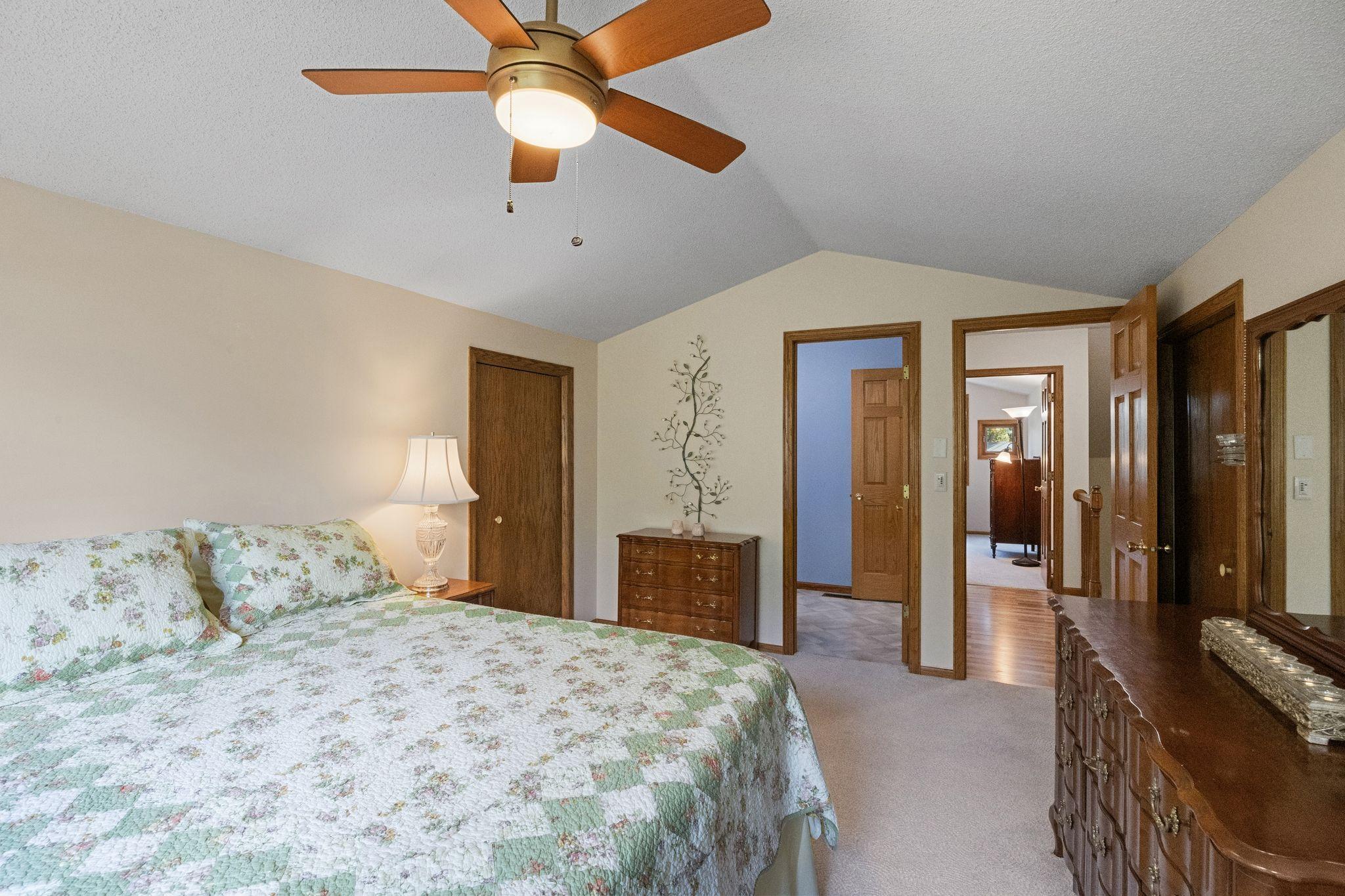 View of Residential at 1880 Shady Beach Avenue, Roseville MN 55113, Roseville (16 of 33) - Mike Wilen | Minnesota Team Real Estate