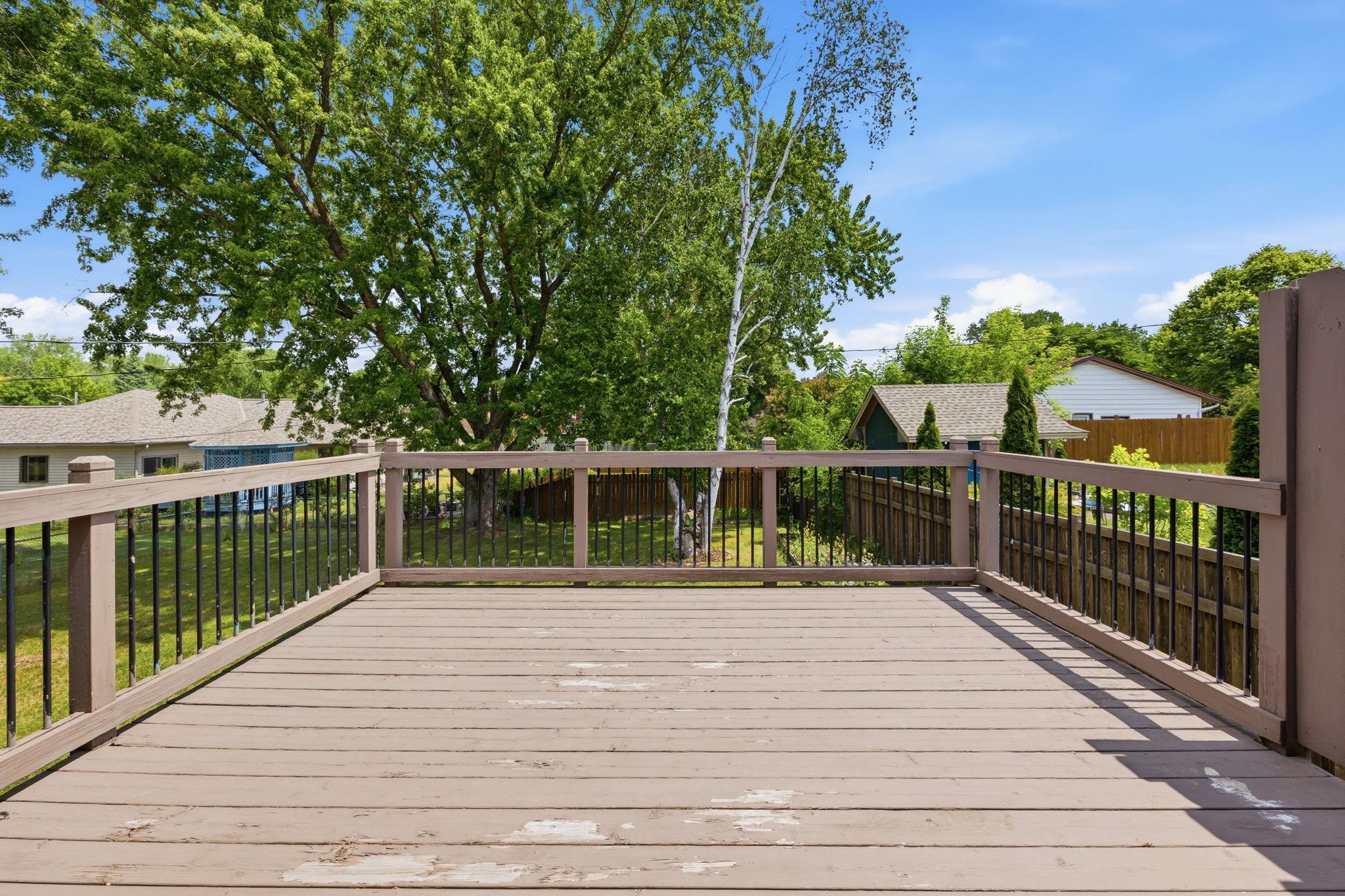 View of Residential at 48 Winthrop Street, Saint Paul MN 55119, Saint Paul (13 of 25) - Mike Wilen | Minnesota Team Real Estate