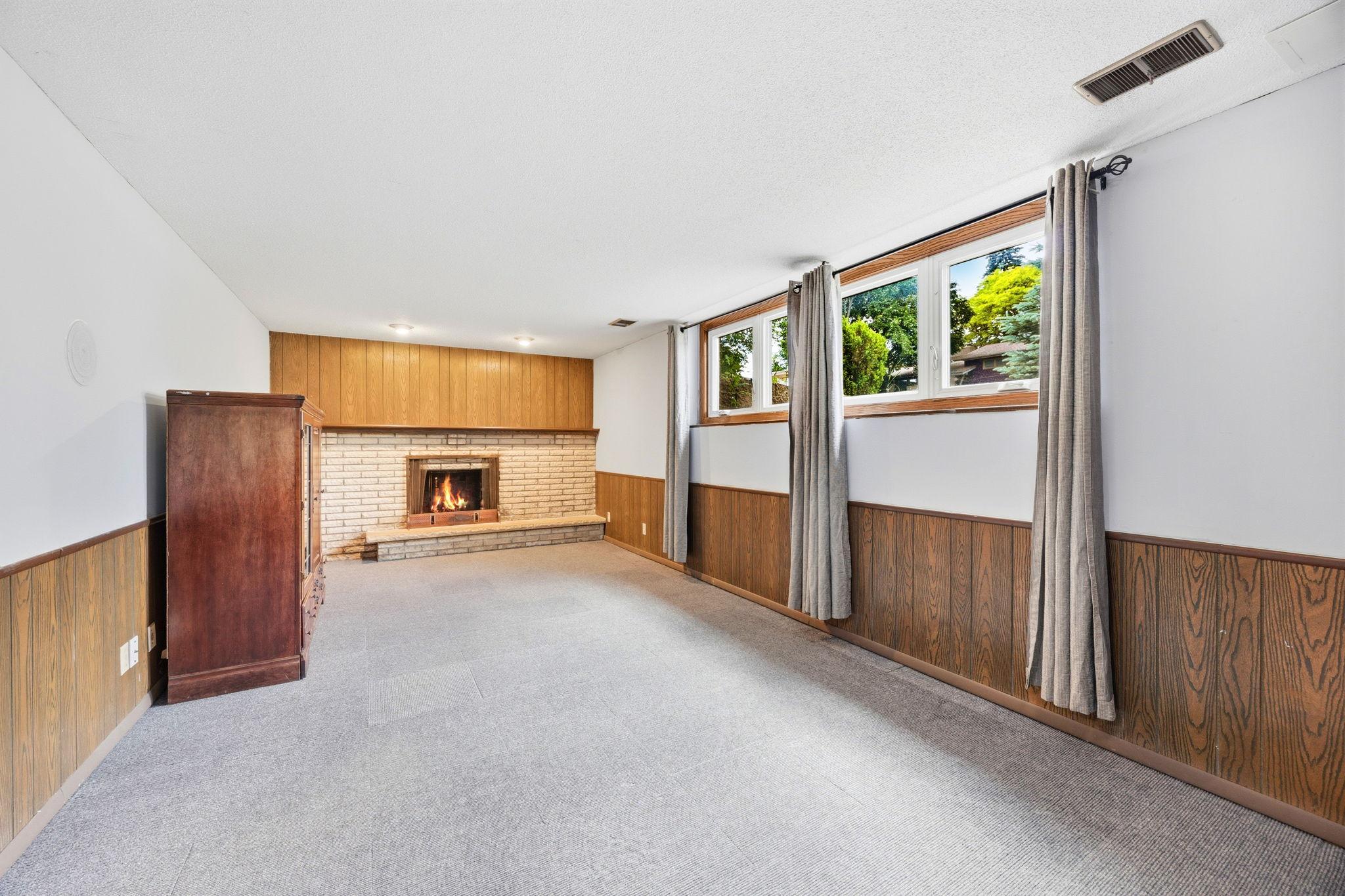 View of Residential at 48 Winthrop Street, Saint Paul MN 55119, Saint Paul (15 of 25) - Mike Wilen | Minnesota Team Real Estate