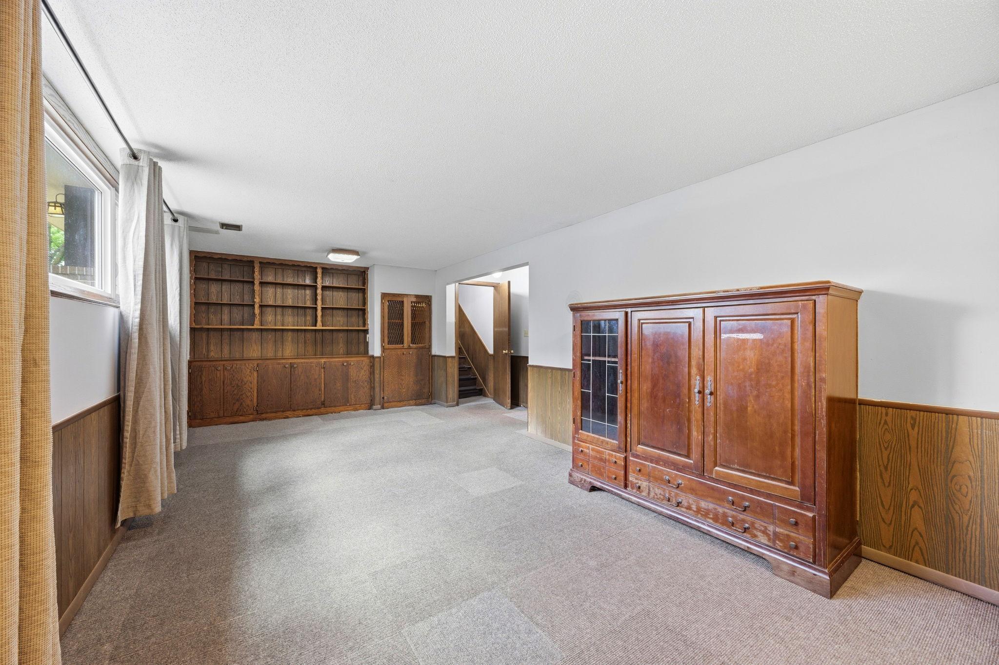 View of Residential at 48 Winthrop Street, Saint Paul MN 55119, Saint Paul (16 of 25) - Mike Wilen | Minnesota Team Real Estate