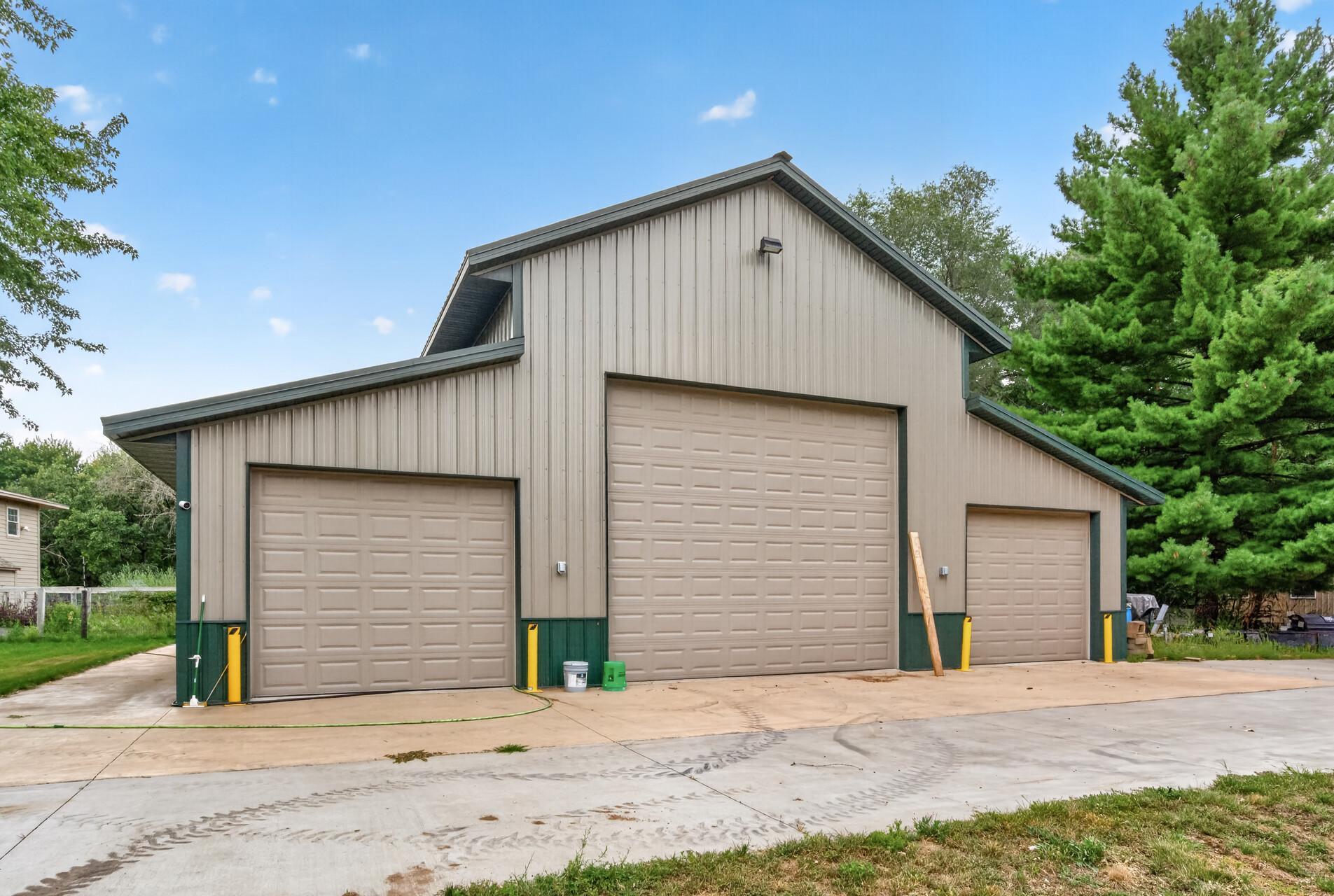 View of Residential at 2900 Itasca Avenue, Saint Mary's Point MN 55043, Saint Mary's Point (40 of 51) - Mike Wilen | Minnesota Team Real Estate