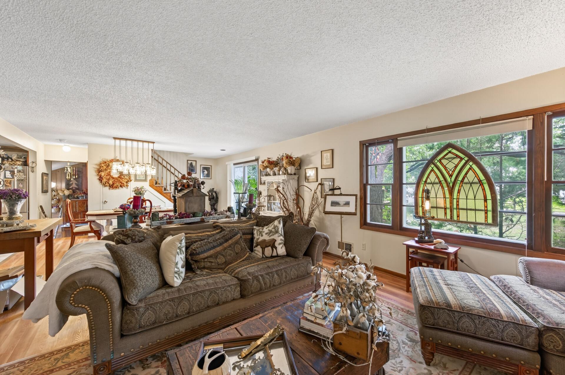 View of Residential at 2900 Itasca Avenue, Saint Mary's Point MN 55043, Saint Mary's Point (9 of 51) - Mike Wilen | Minnesota Team Real Estate