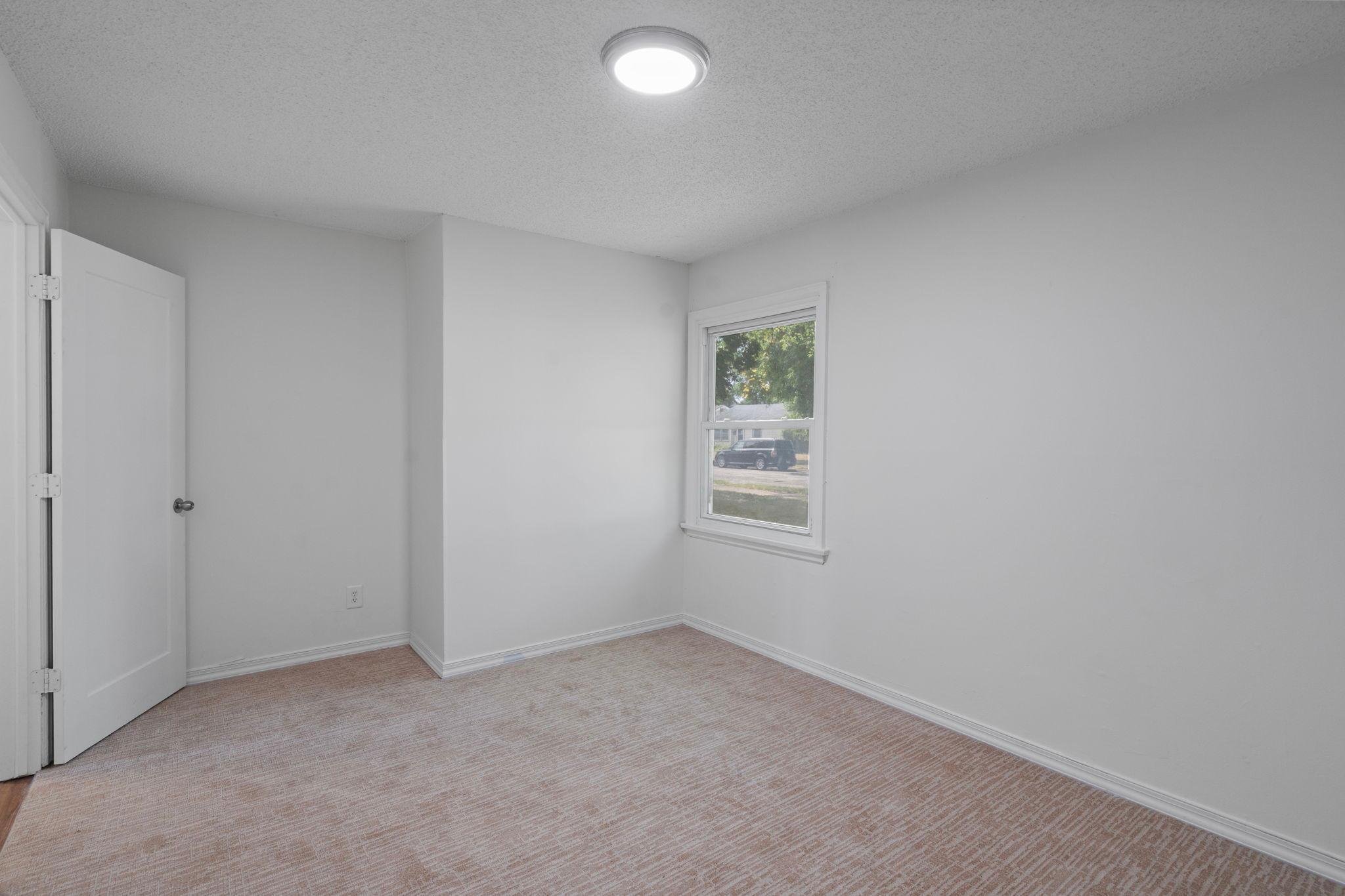 View of Residential at 5226 Girard Avenue, Minneapolis MN 55430, Minneapolis (23 of 26) - Mike Wilen | Minnesota Team Real Estate
