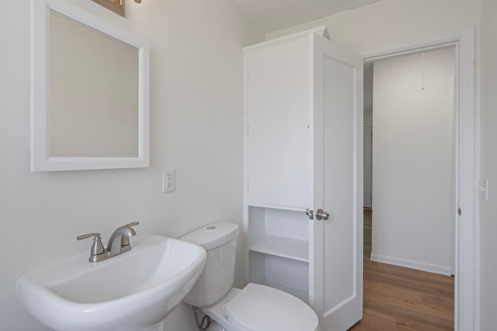 View of Residential at 5226 Girard Avenue, Minneapolis MN 55430, Minneapolis (17 of 26) - Mike Wilen | Minnesota Team Real Estate