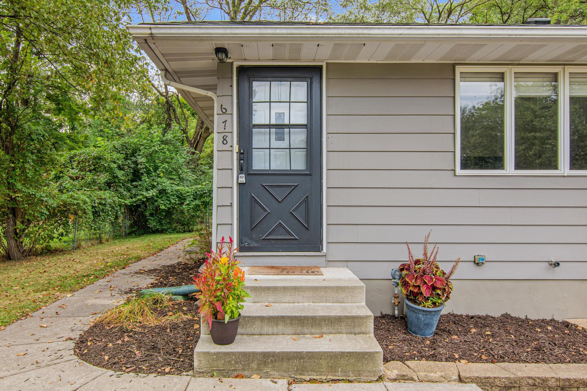 View of Residential at 678 Eldridge Avenue, Roseville MN 55113, Roseville (24 of 34) - Mike Wilen | Minnesota Team Real Estate