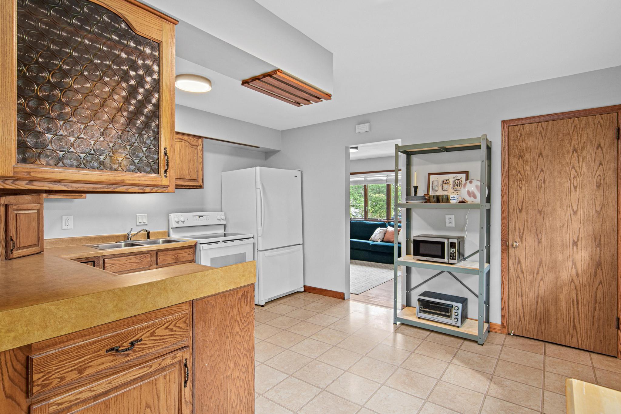 View of Residential at 678 Eldridge Avenue, Roseville MN 55113, Roseville (9 of 34) - Mike Wilen | Minnesota Team Real Estate