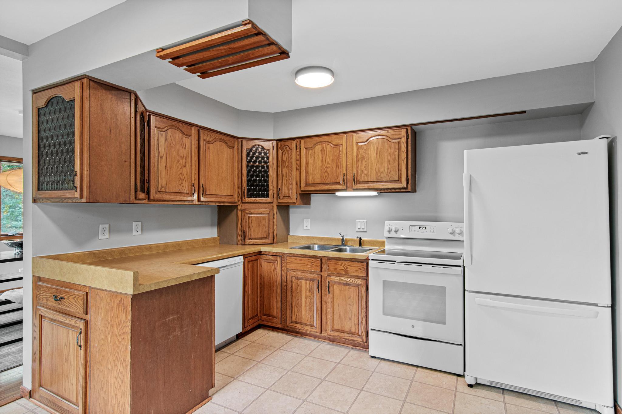 View of Residential at 678 Eldridge Avenue, Roseville MN 55113, Roseville (8 of 34) - Mike Wilen | Minnesota Team Real Estate