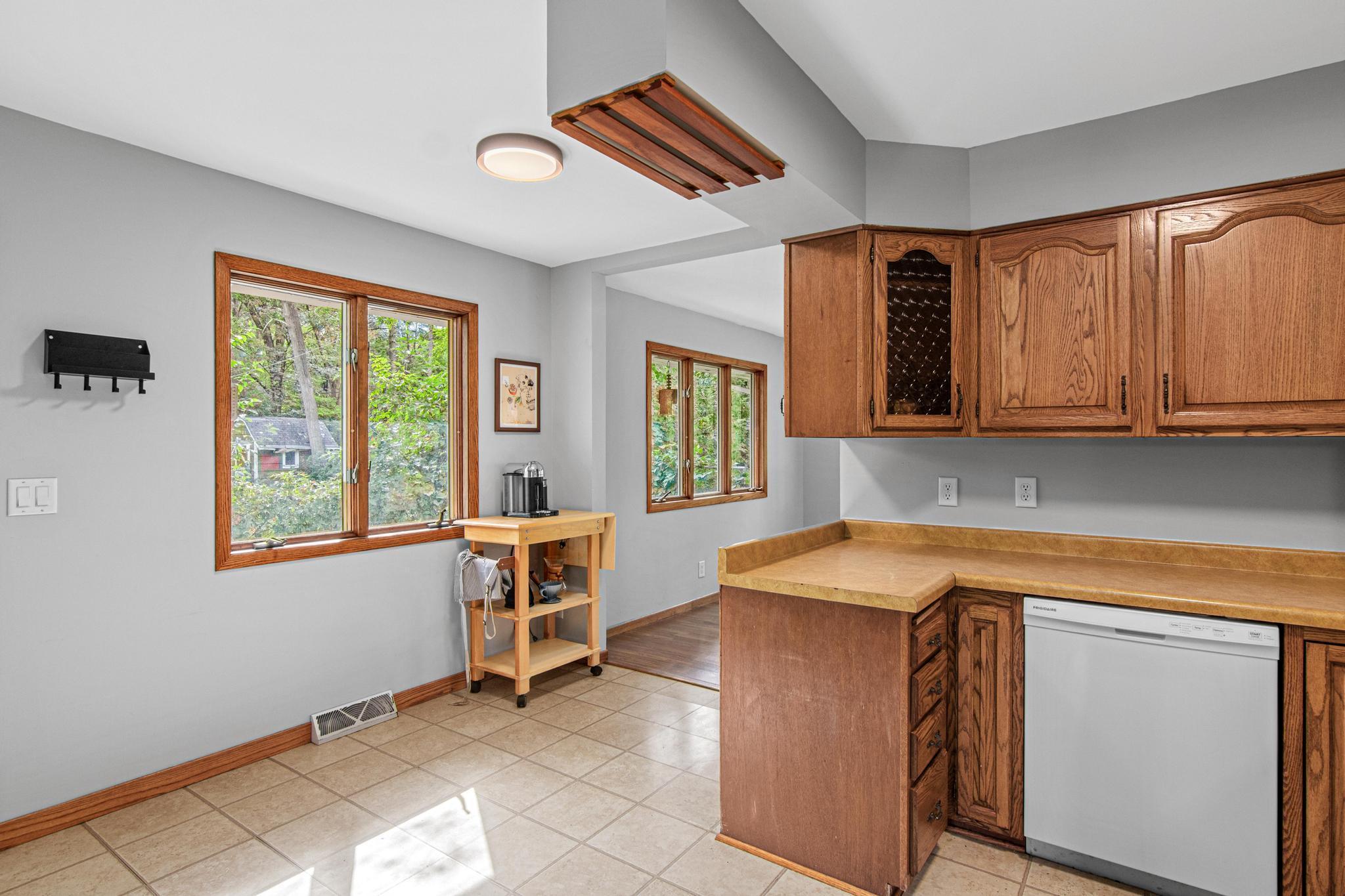 View of Residential at 678 Eldridge Avenue, Roseville MN 55113, Roseville (10 of 34) - Mike Wilen | Minnesota Team Real Estate