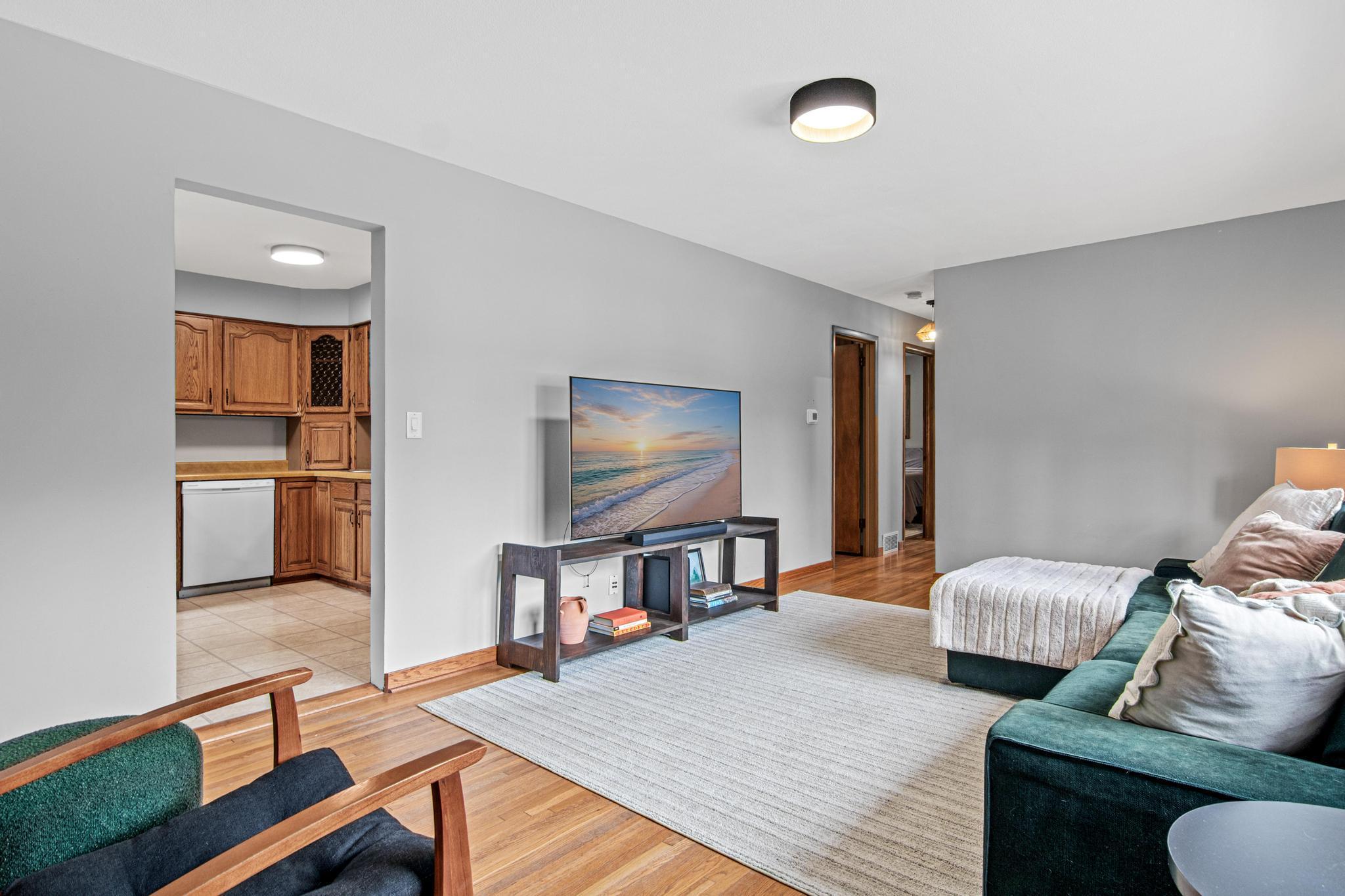View of Residential at 678 Eldridge Avenue, Roseville MN 55113, Roseville (7 of 34) - Mike Wilen | Minnesota Team Real Estate