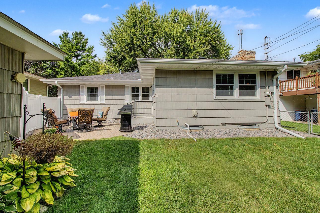 View of Residential at 1424 Rhode Island Avenue, Golden Valley MN 55427, Golden Valley (35 of 36) - Mike Wilen | Minnesota Team Real Estate