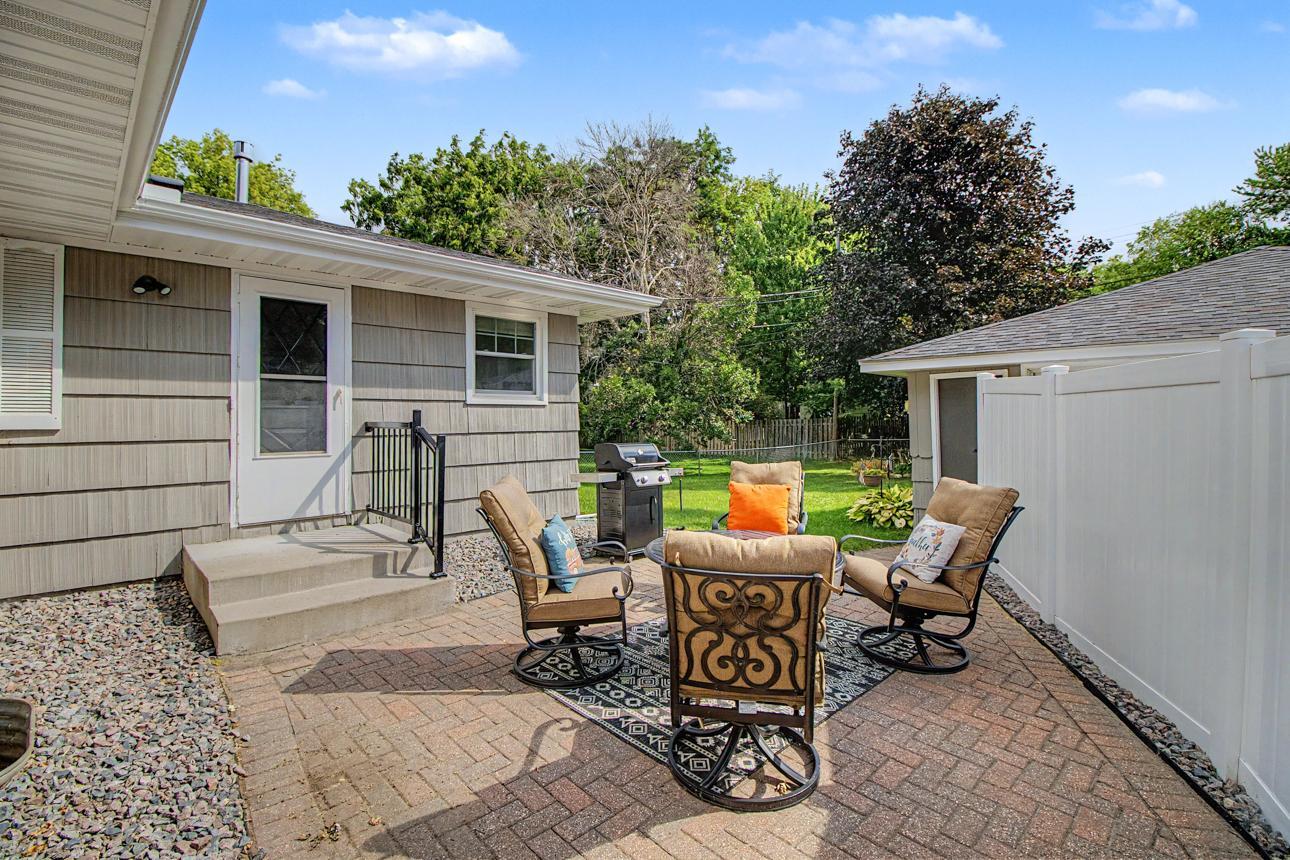 View of Residential at 1424 Rhode Island Avenue, Golden Valley MN 55427, Golden Valley (31 of 36) - Mike Wilen | Minnesota Team Real Estate
