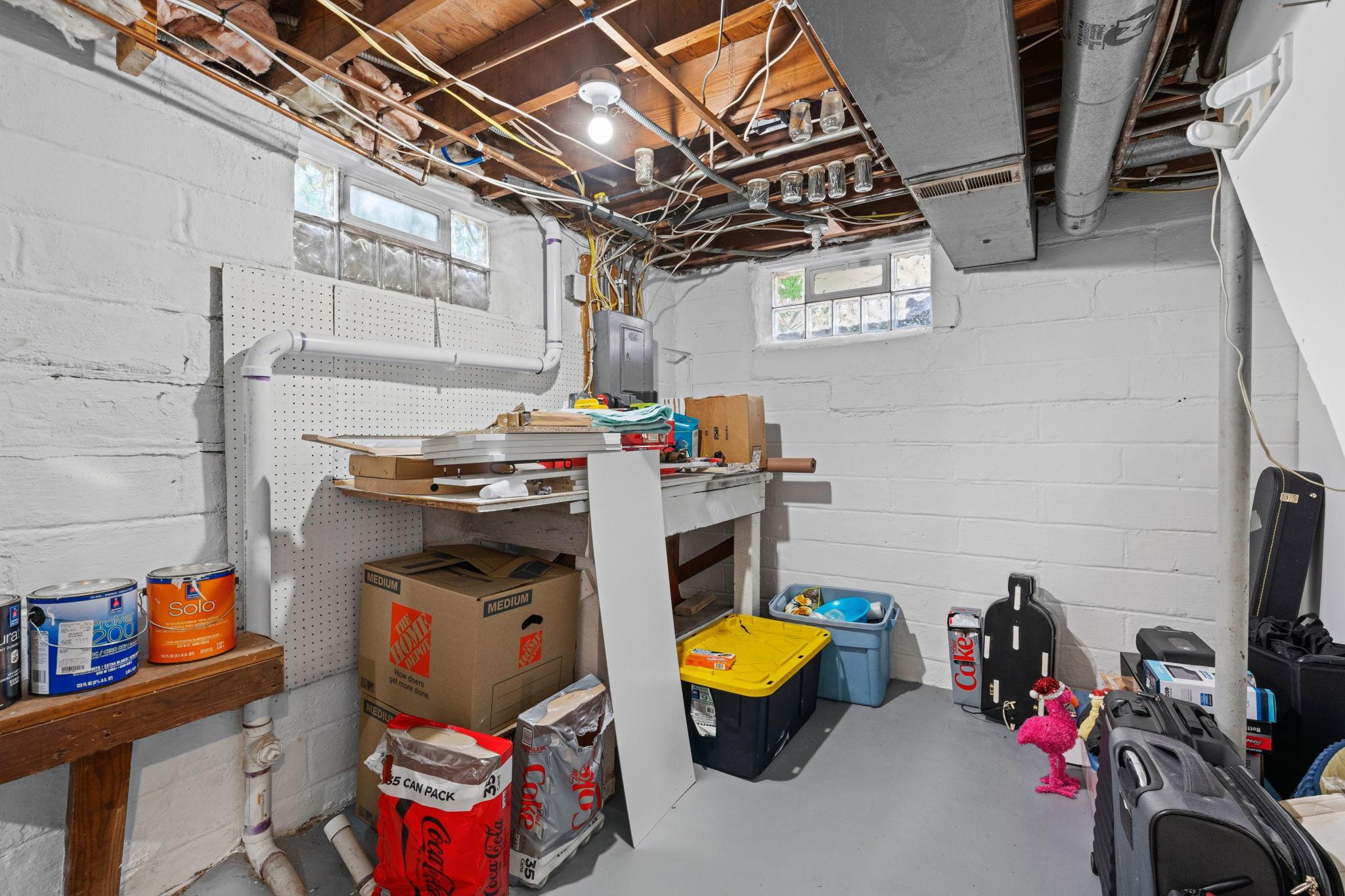 View of Residential at 2627 Mckinley Street, Minneapolis MN 55418, Minneapolis (41 of 43) - Mike Wilen | Minnesota Team Real Estate