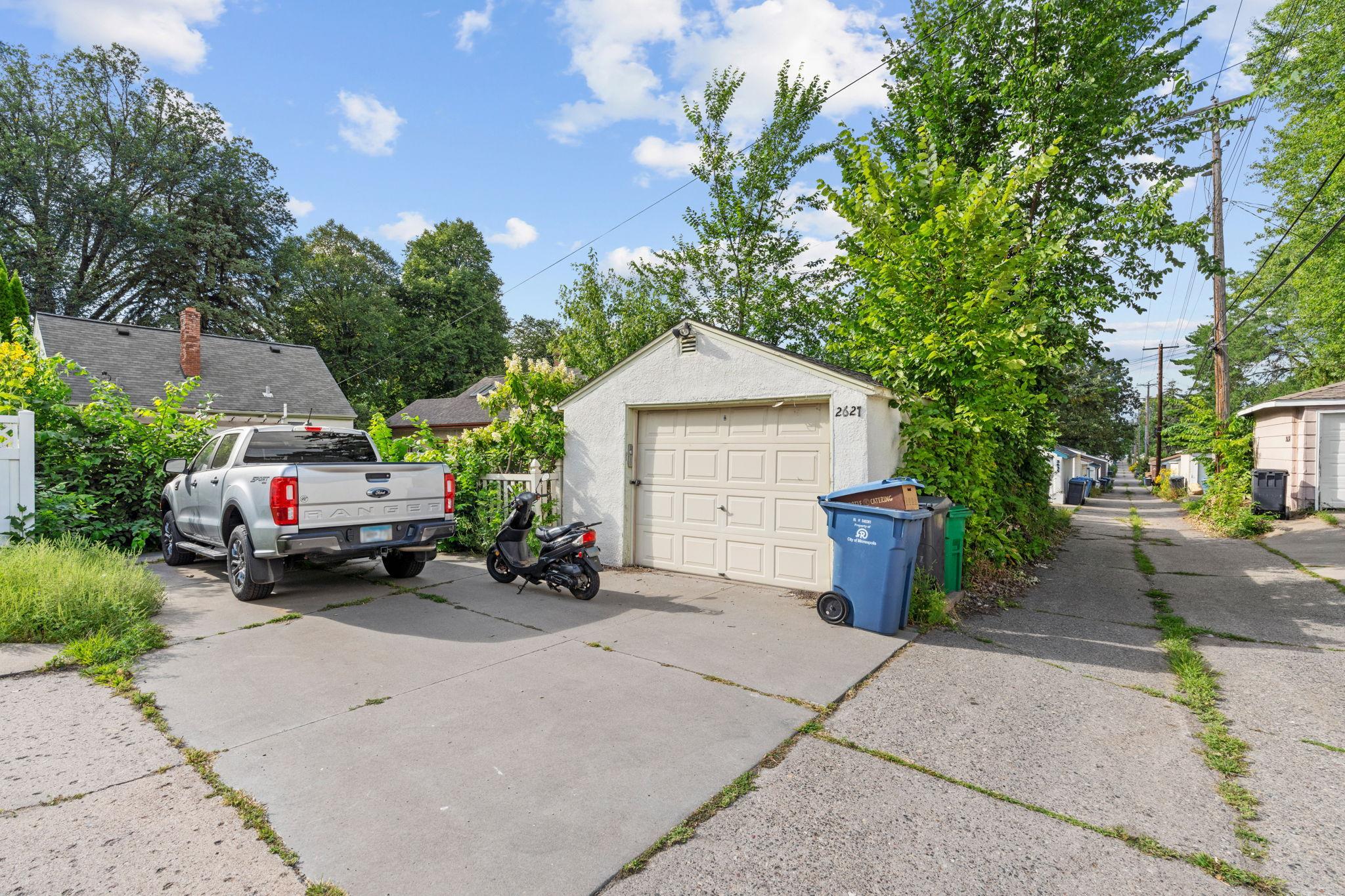 View of Residential at 2627 Mckinley Street, Minneapolis MN 55418, Minneapolis (12 of 43) - Mike Wilen | Minnesota Team Real Estate