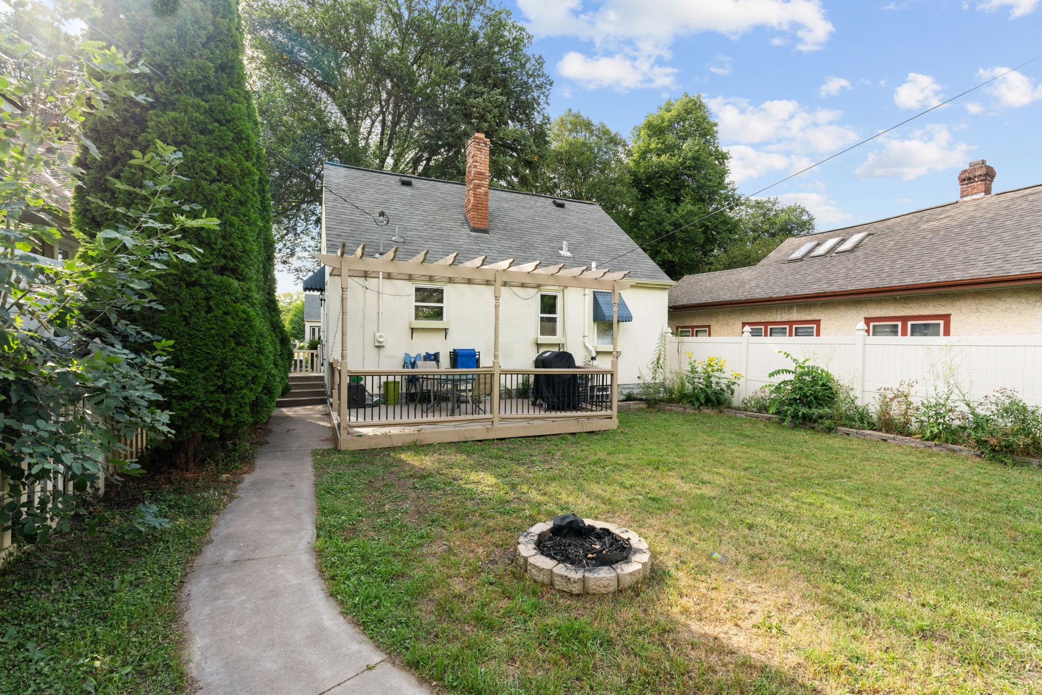 View of Residential at 2627 Mckinley Street, Minneapolis MN 55418, Minneapolis (9 of 43) - Mike Wilen | Minnesota Team Real Estate