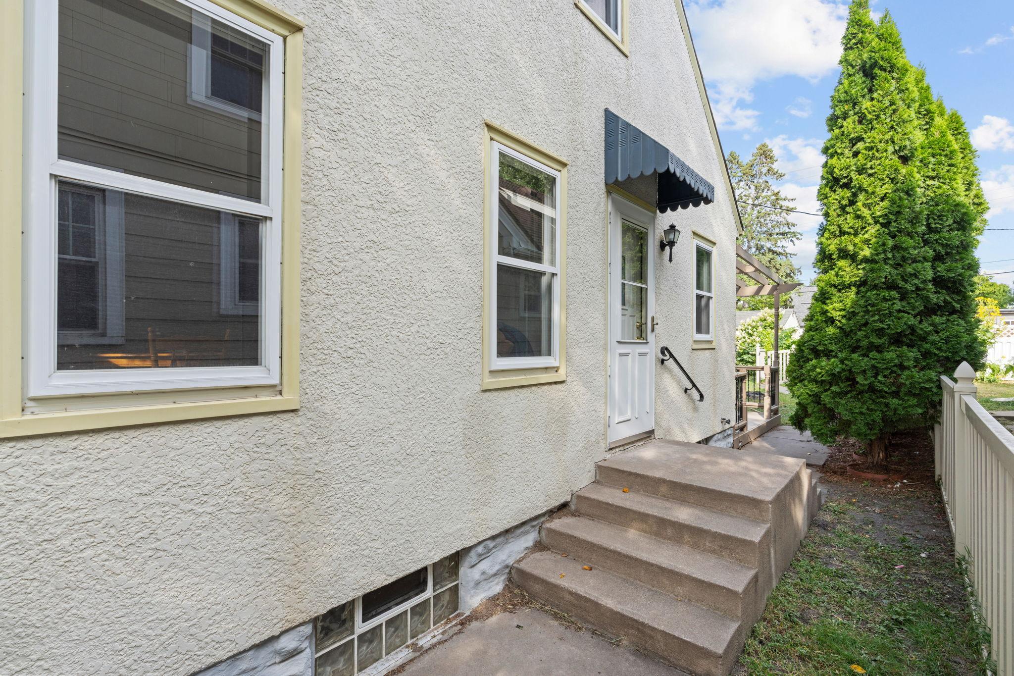 View of Residential at 2627 Mckinley Street, Minneapolis MN 55418, Minneapolis (5 of 43) - Mike Wilen | Minnesota Team Real Estate