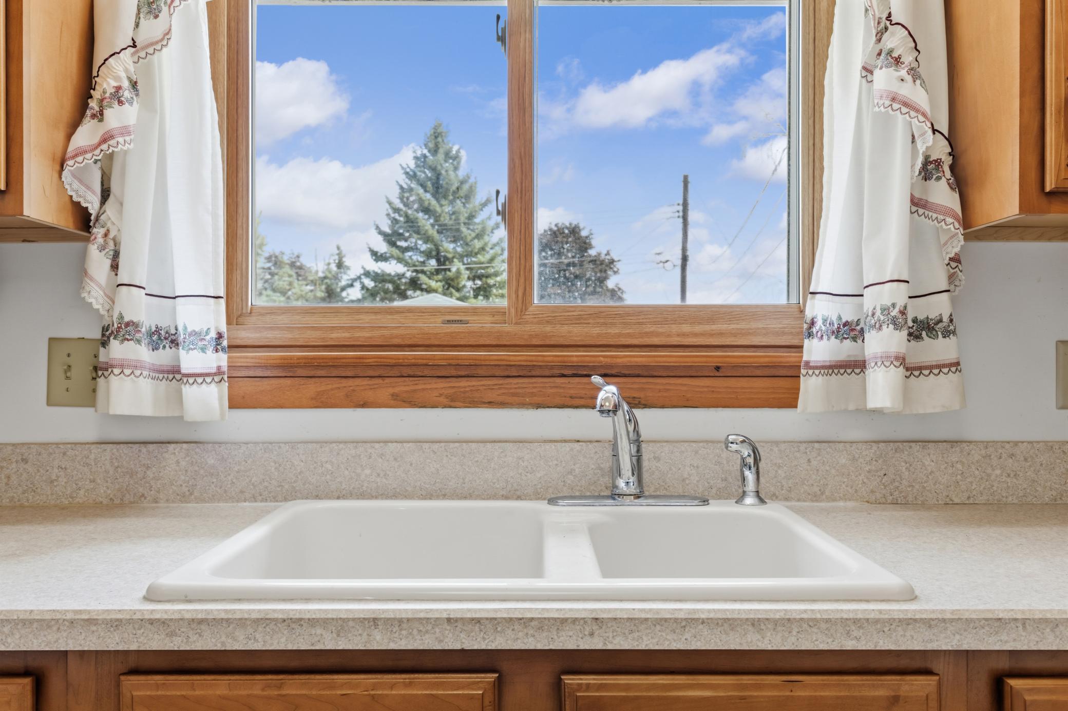 View of Residential at 1228 Lincoln Avenue, Saint Paul Park MN 55071, Saint Paul Park (9 of 30) - Mike Wilen | Minnesota Team Real Estate