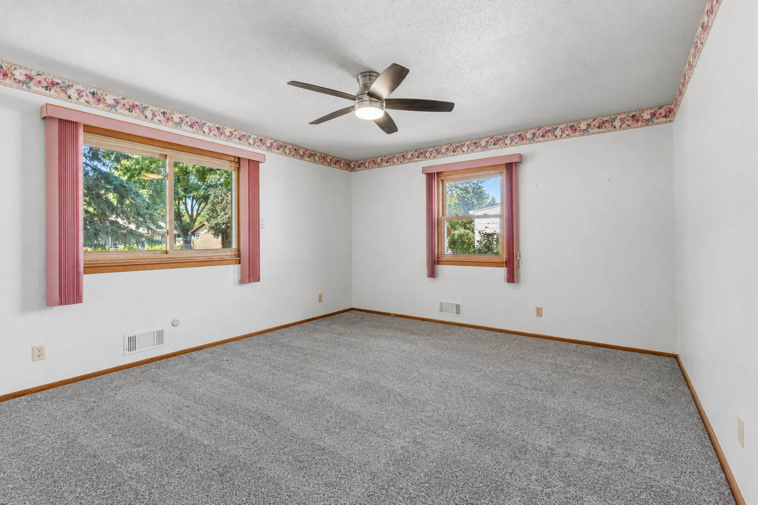 View of Residential at 1228 Lincoln Avenue, Saint Paul Park MN 55071, Saint Paul Park (10 of 35) - Mike Wilen | Minnesota Team Real Estate