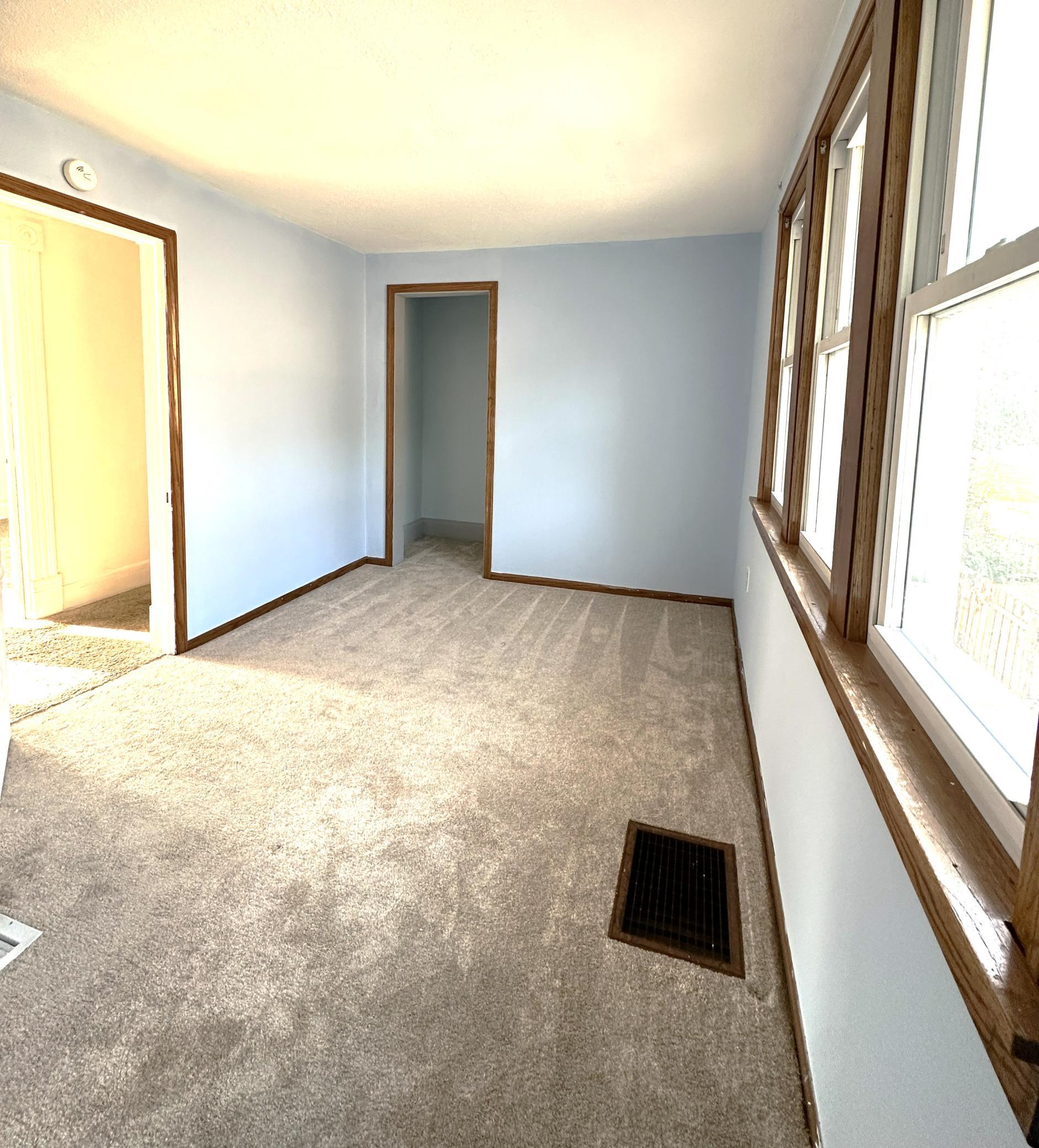 View of Residential at 823 Juno Avenue, Saint Paul MN 55102, Saint Paul (13 of 21) - Mike Wilen | Minnesota Team Real Estate