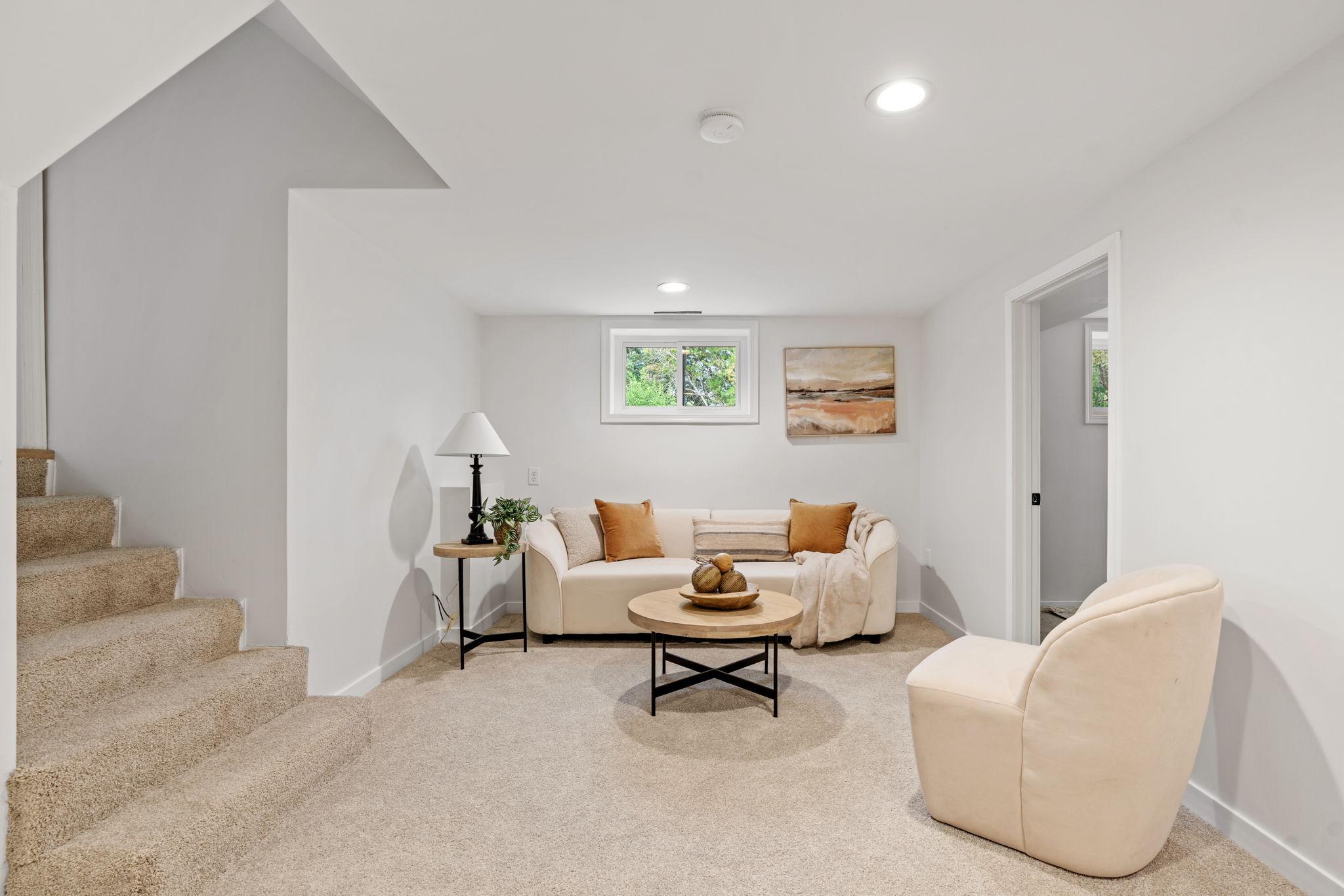 View of Residential at 1025 Colby Street, Saint Paul MN 55116, Saint Paul (21 of 32) - Mike Wilen | Minnesota Team Real Estate