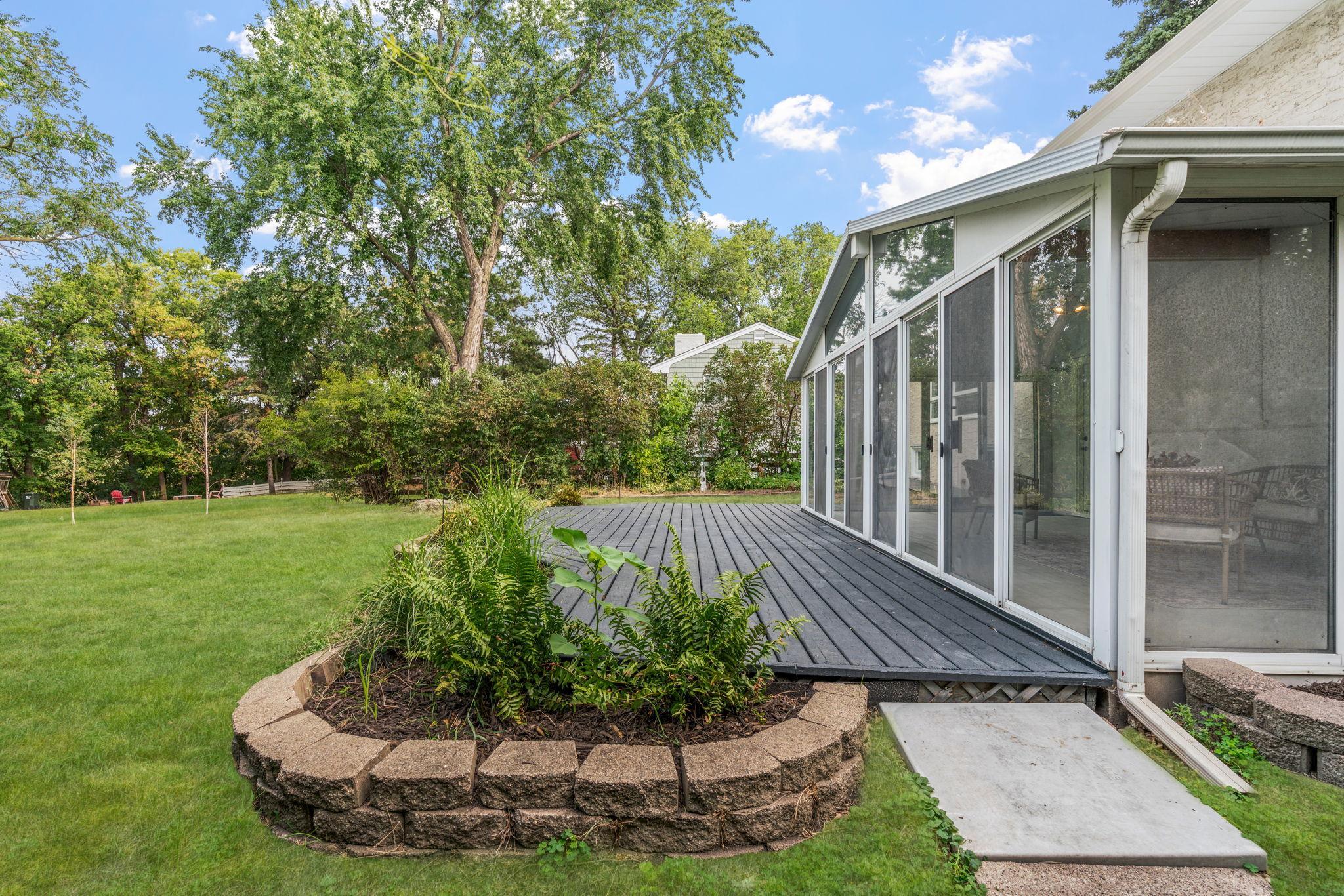 View of Residential at 1025 Colby Street, Saint Paul MN 55116, Saint Paul (23 of 32) - Mike Wilen | Minnesota Team Real Estate