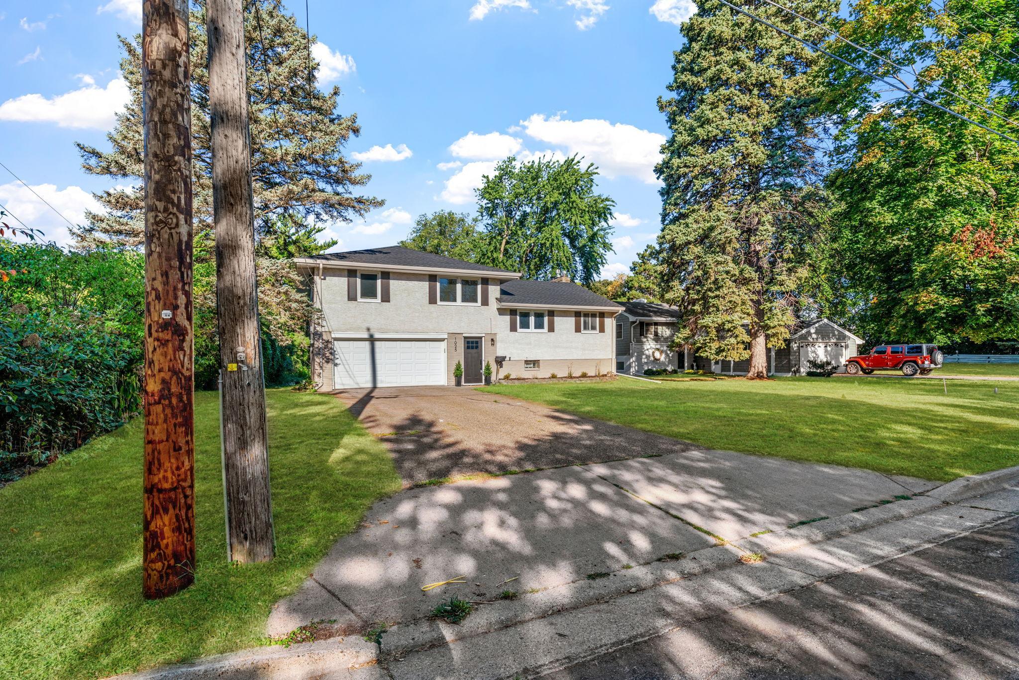 View of Residential at 1025 Colby Street, Saint Paul MN 55116, Saint Paul (24 of 32) - Mike Wilen | Minnesota Team Real Estate