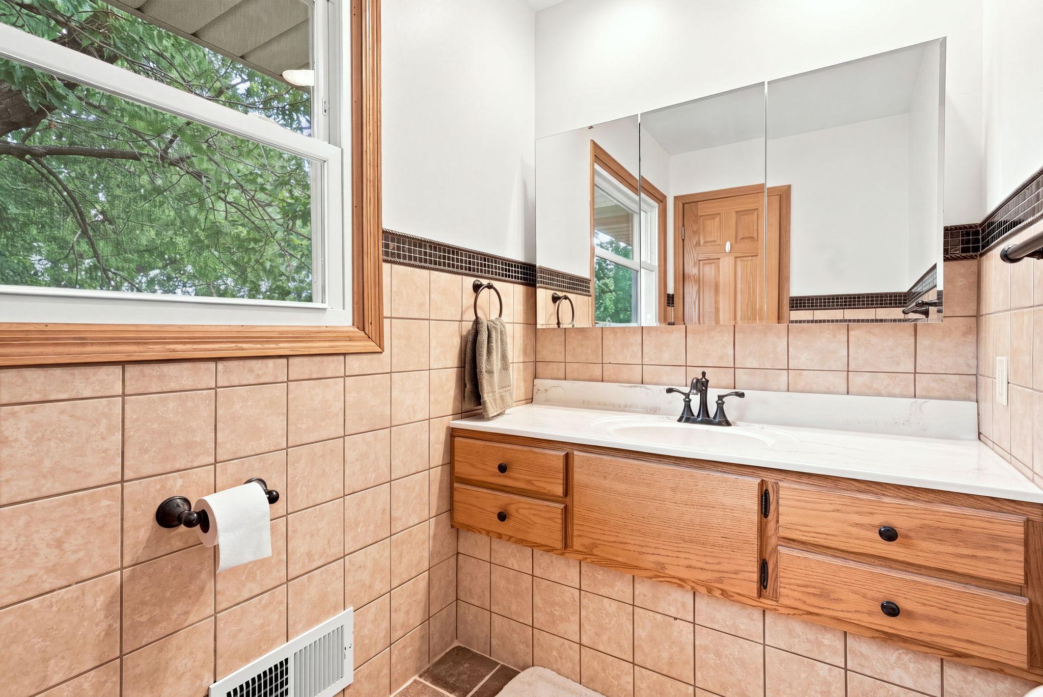 View of Residential at 5330 Perry Avenue, Crystal MN 55429, Crystal (28 of 61) - Mike Wilen | Minnesota Team Real Estate