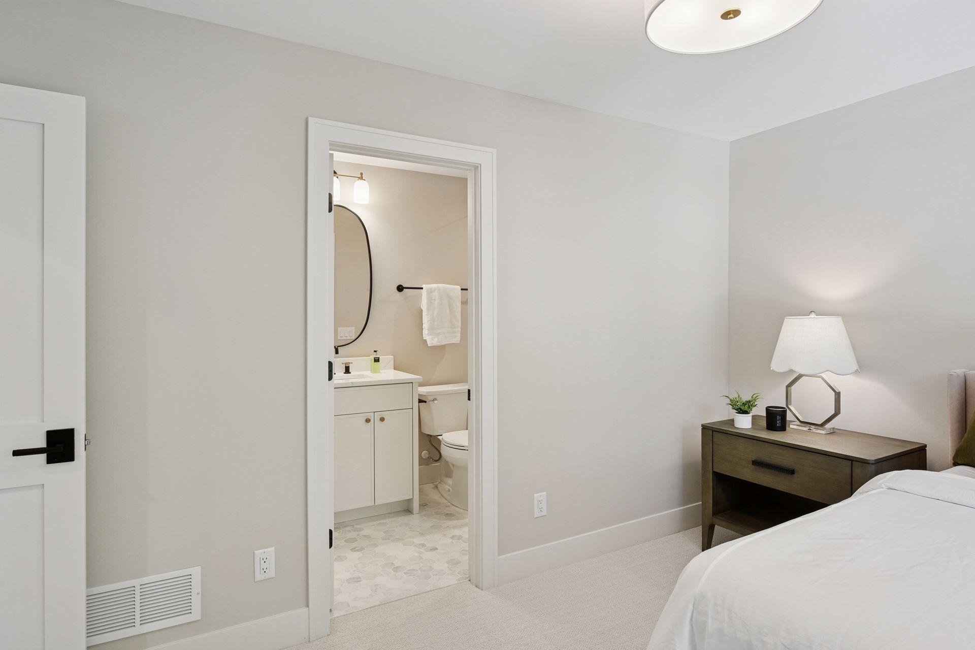View of Residential at 5913 Abbott Avenue, Edina MN 55410, Edina (49 of 66) - Mike Wilen | Minnesota Team Real Estate