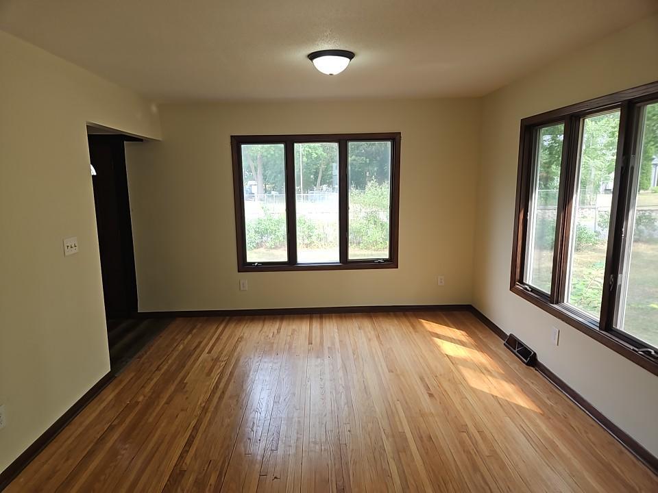 View of Residential at 5553 Emerson Avenue, Brooklyn Center MN 55430, Brooklyn Center (8 of 42) - Mike Wilen | Minnesota Team Real Estate