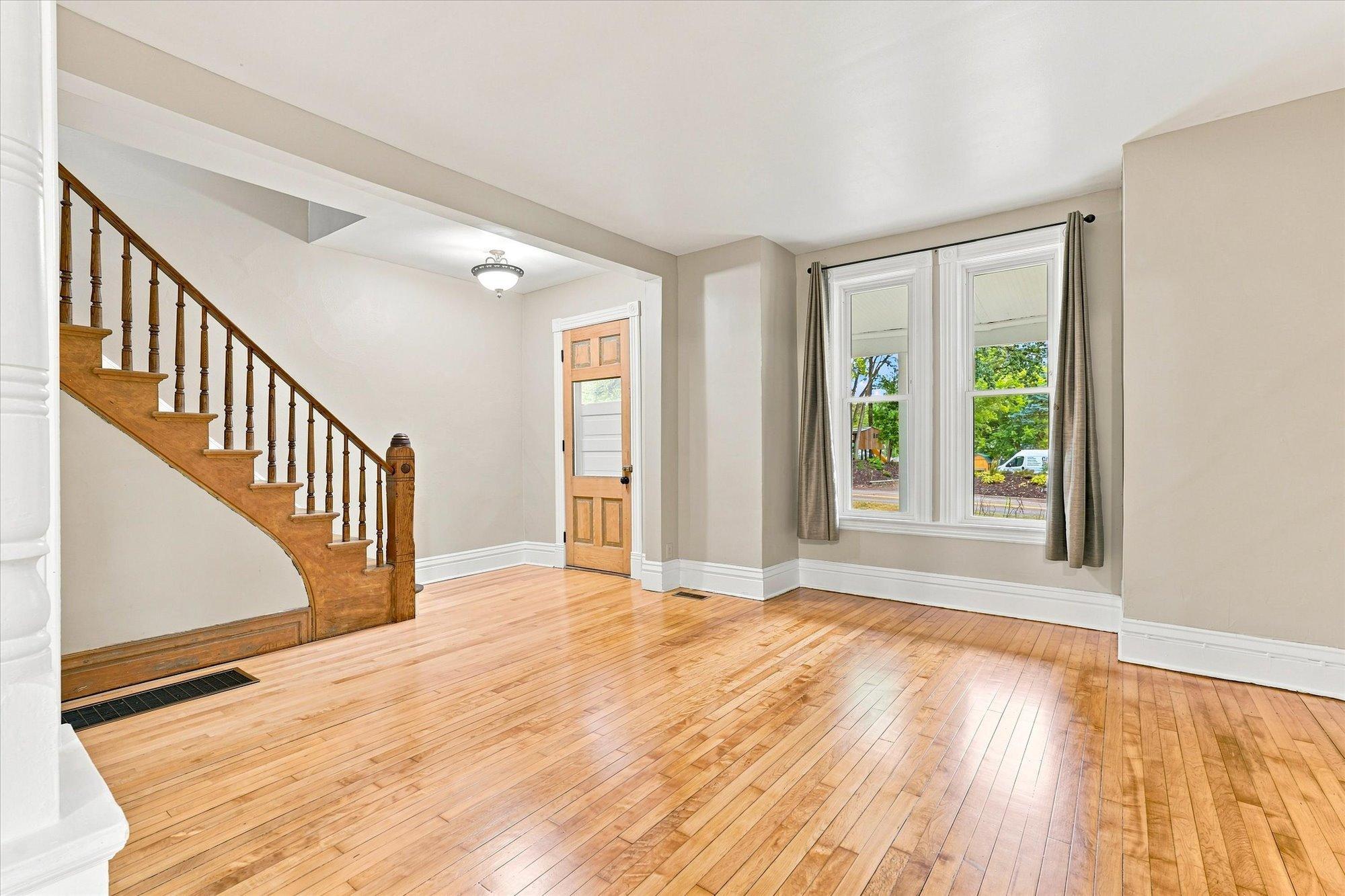View of Residential at 2819 Helen Street, North Saint Paul MN 55109, North Saint Paul (10 of 57) - Mike Wilen | Minnesota Team Real Estate