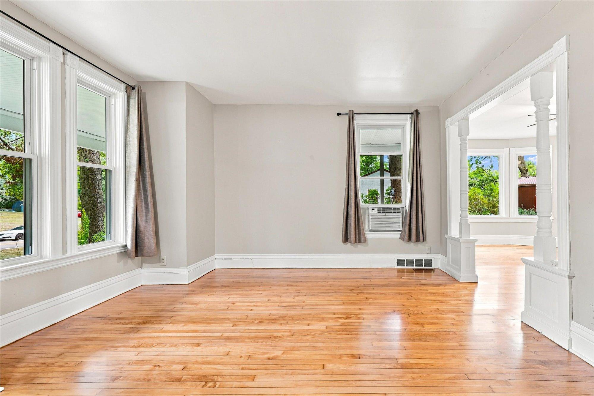 View of Residential at 2819 Helen Street, North Saint Paul MN 55109, North Saint Paul (11 of 57) - Mike Wilen | Minnesota Team Real Estate