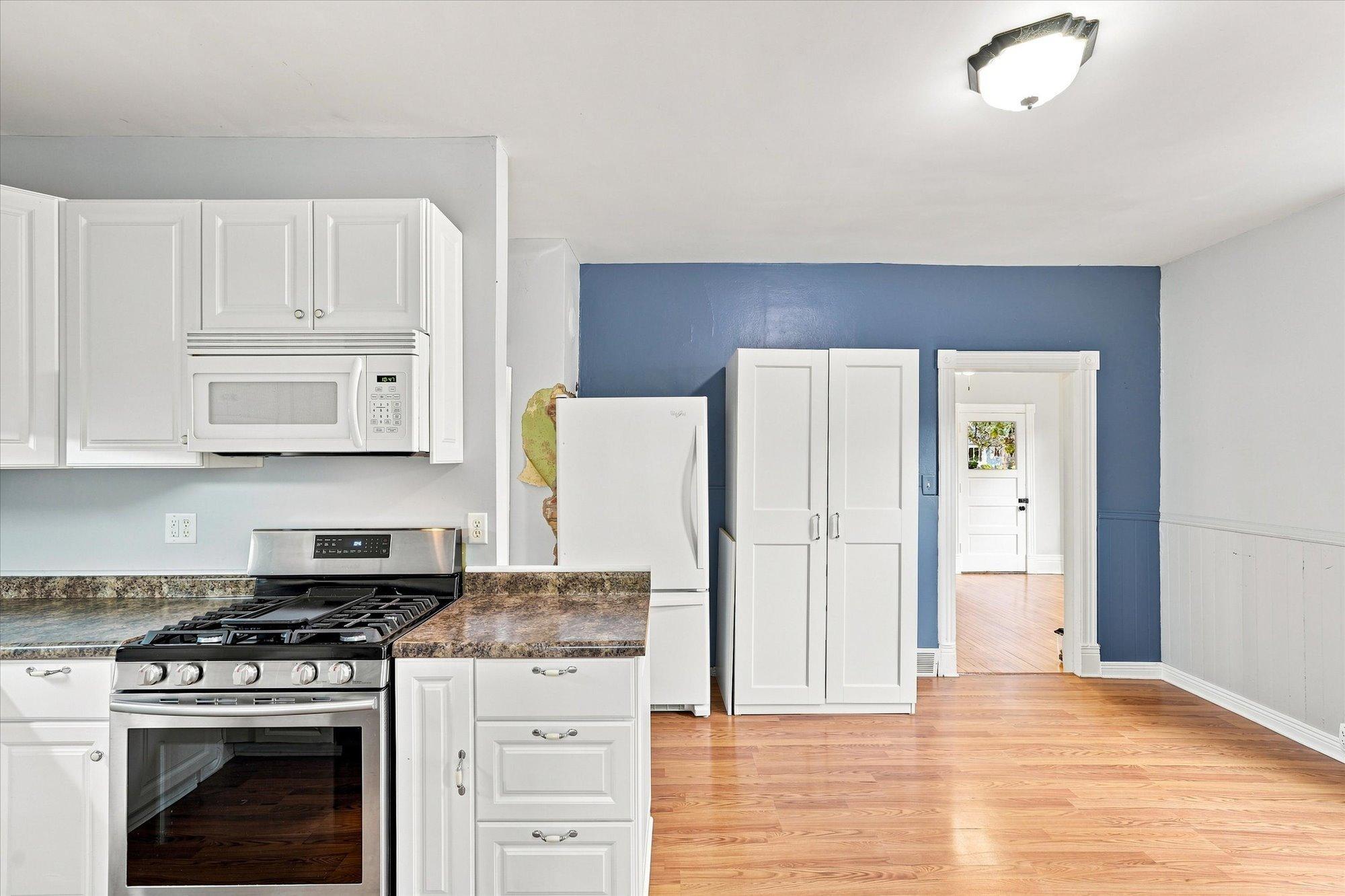View of Residential at 2819 Helen Street, North Saint Paul MN 55109, North Saint Paul (22 of 57) - Mike Wilen | Minnesota Team Real Estate