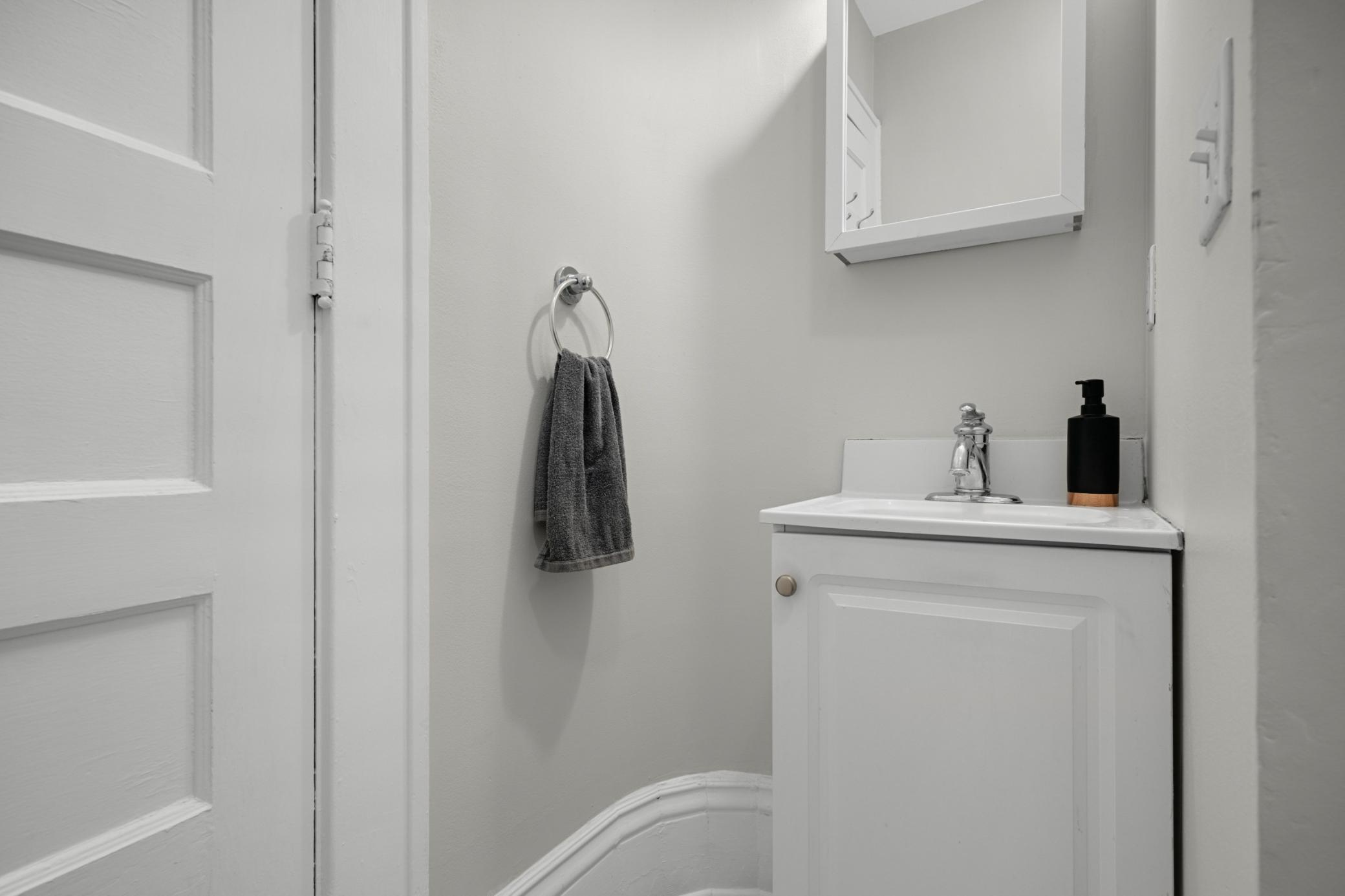 View of Residential at 641 Marshall Avenue #4, Saint Paul MN 55104, Saint Paul (16 of 33) - Mike Wilen | Minnesota Team Real Estate