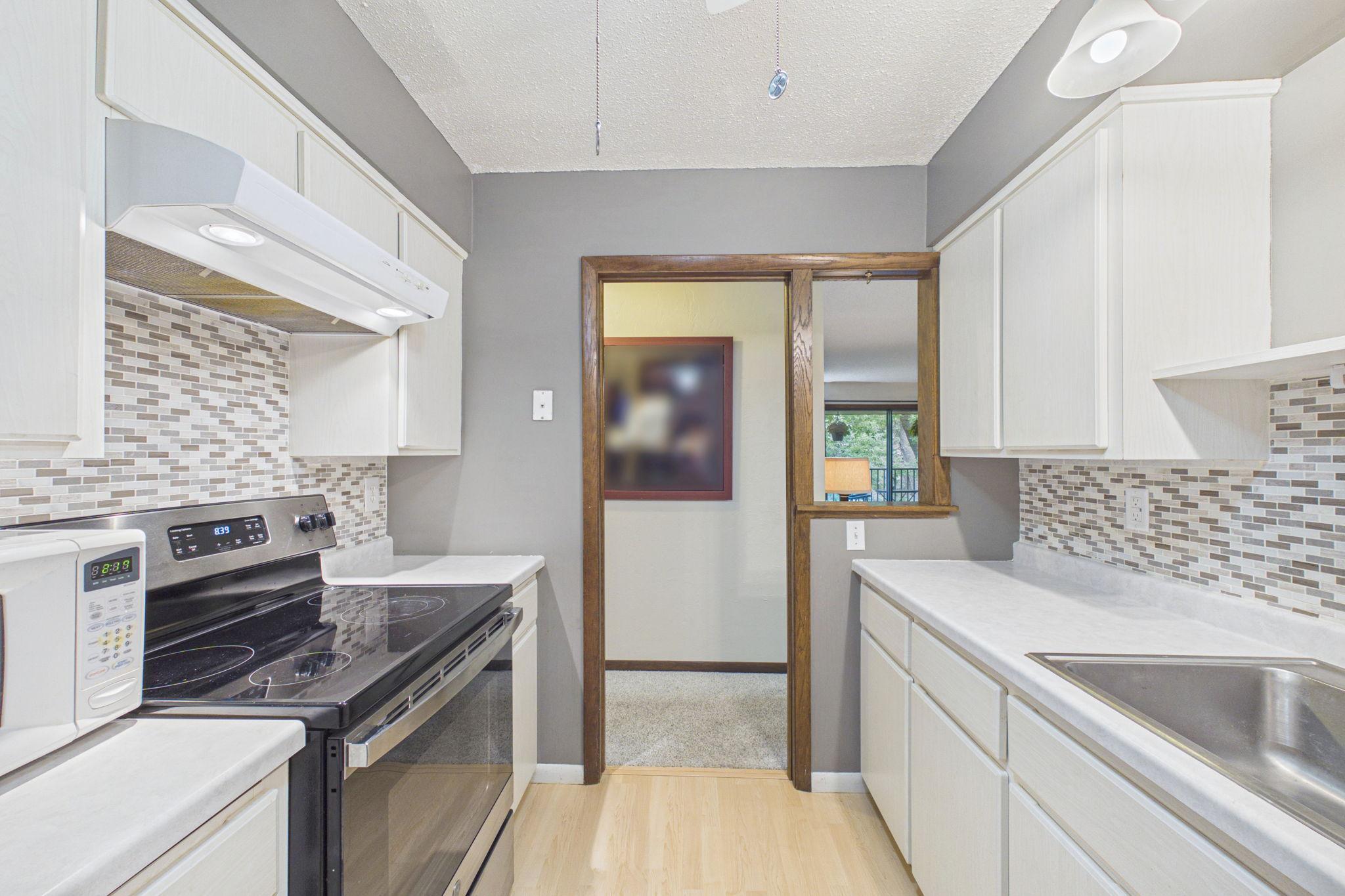 View of Residential at 2200 Nevada Avenue #321, Saint Louis Park MN 55426, Saint Louis Park (9 of 21) - Mike Wilen | Minnesota Team Real Estate