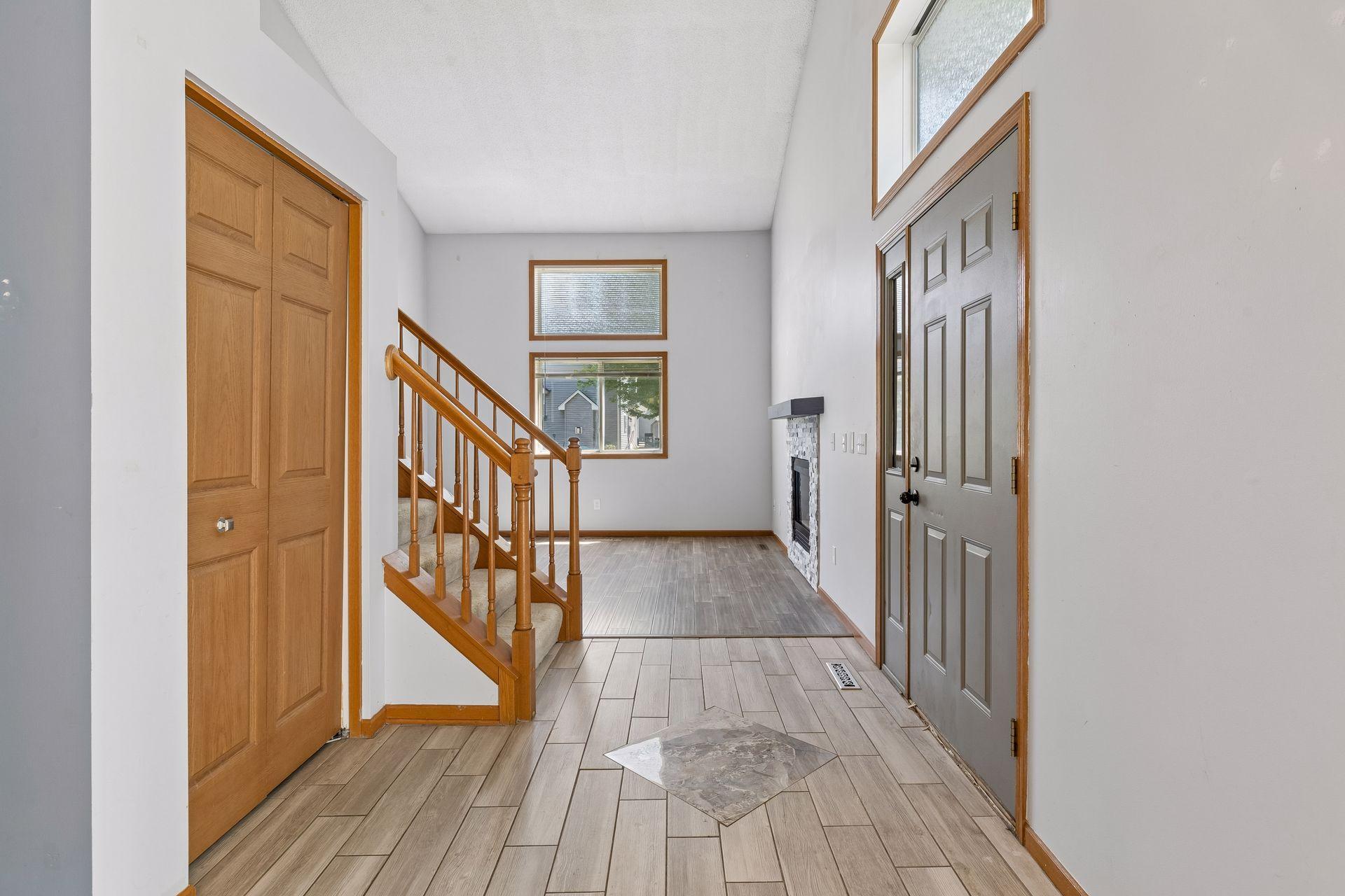 View of Residential at 670 Kingfisher Lane #G, Woodbury MN 55125, Woodbury (6 of 19) - Mike Wilen | Minnesota Team Real Estate