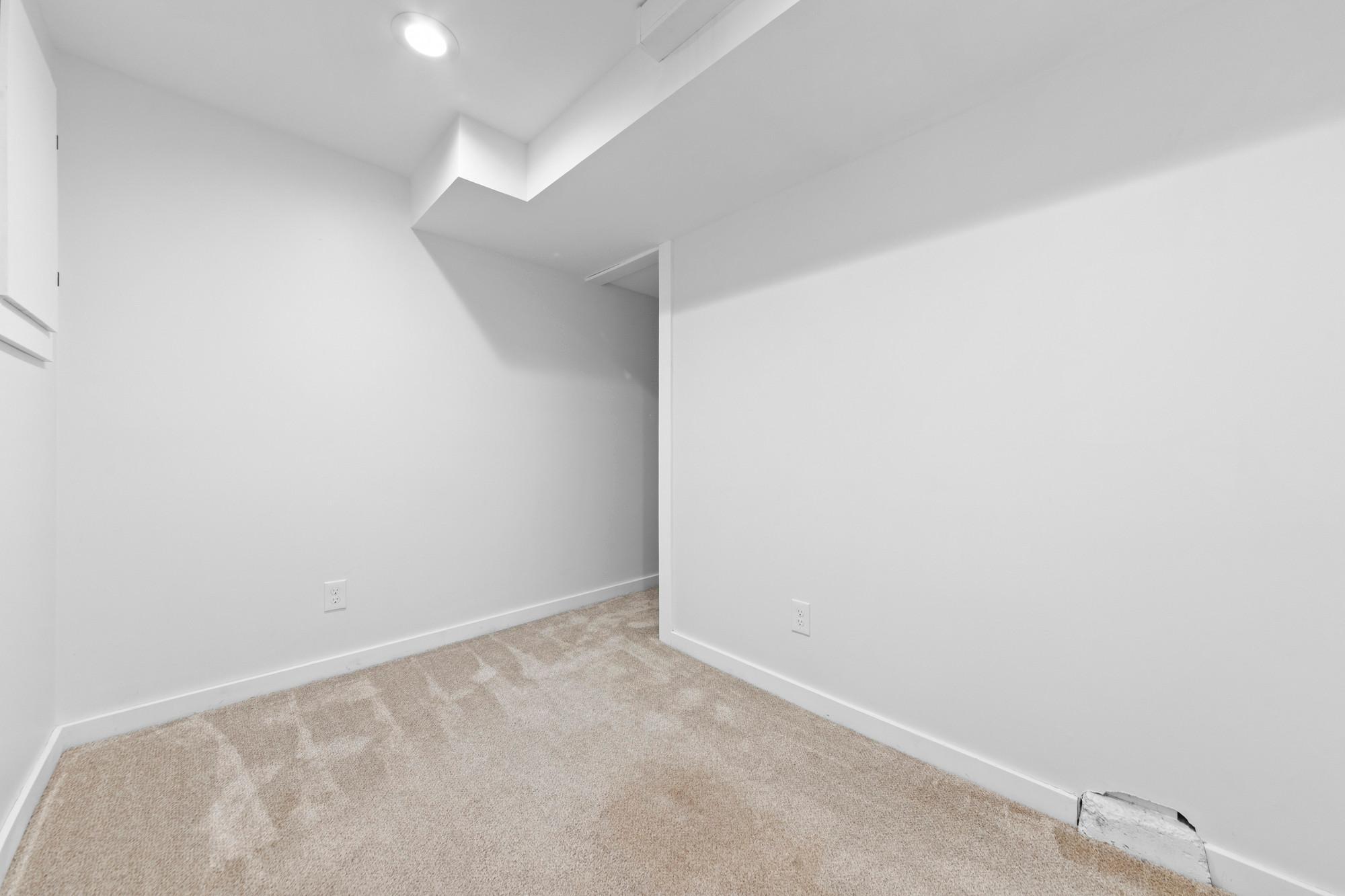View of Residential at 2729 Hampshire Avenue, Saint Louis Park MN 55426, Saint Louis Park (21 of 26) - Mike Wilen | Minnesota Team Real Estate