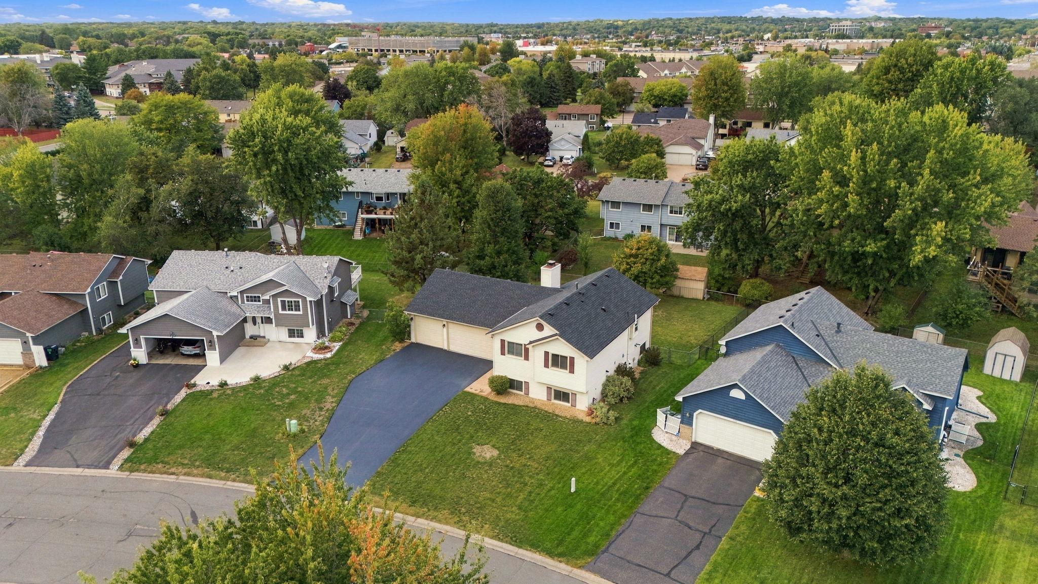 View of Residential at 7163 158th Street, Apple Valley MN 55124, Apple Valley (34 of 46) - Mike Wilen | Minnesota Team Real Estate