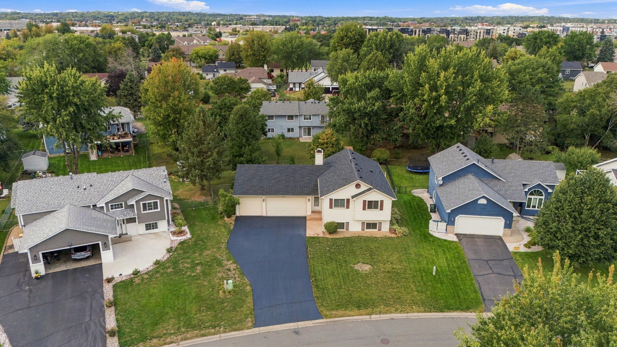 View of Residential at 7163 158th Street, Apple Valley MN 55124, Apple Valley (33 of 46) - Mike Wilen | Minnesota Team Real Estate