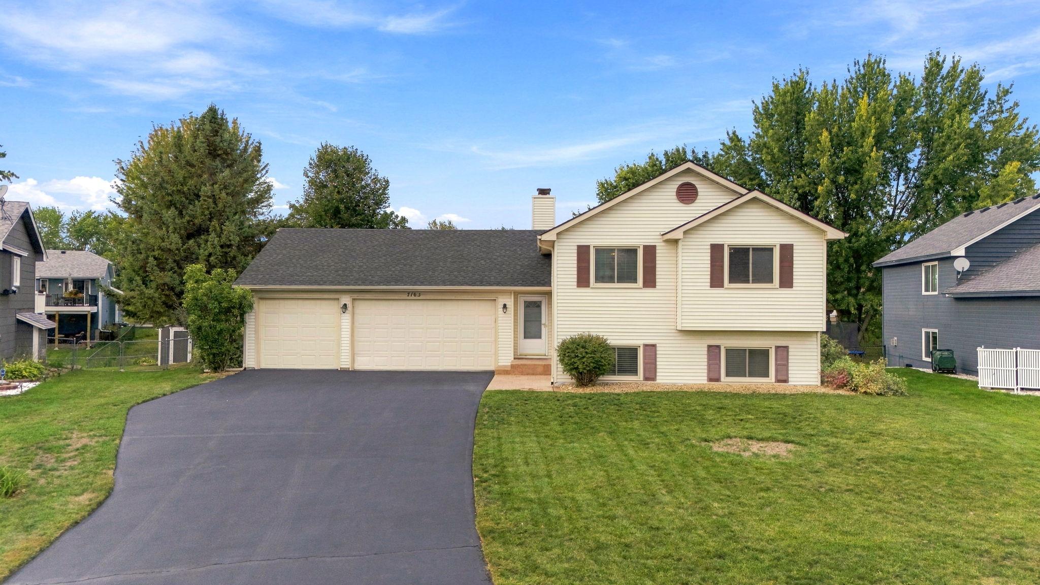 View of Single Family at 7163 158th Street, Apple Valley - Mike Wilen | Minnesota Team Real Estate