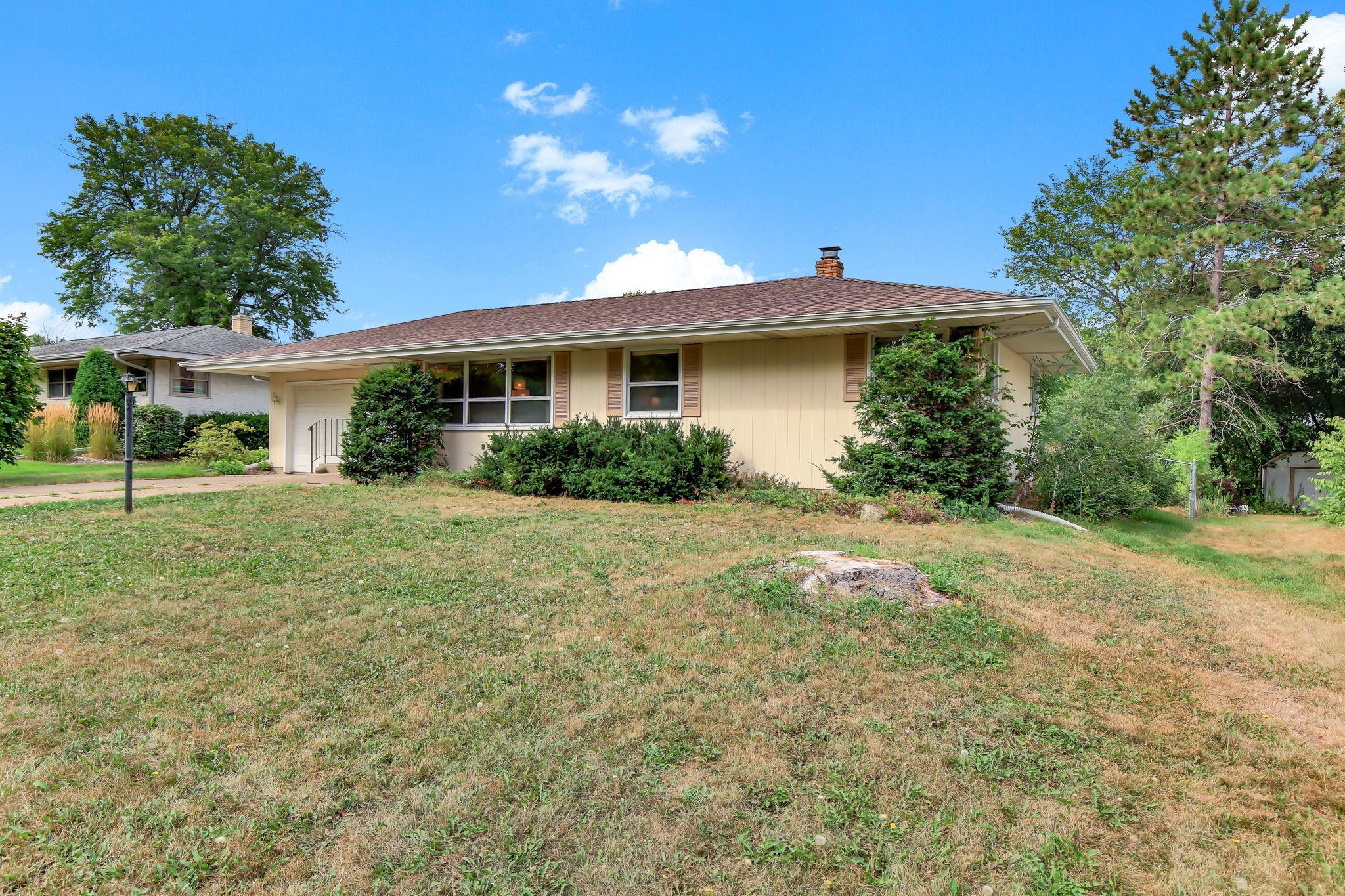 View of Residential at 2801 Galtier Street, Roseville MN 55113, Roseville (2 of 37) - Mike Wilen | Minnesota Team Real Estate