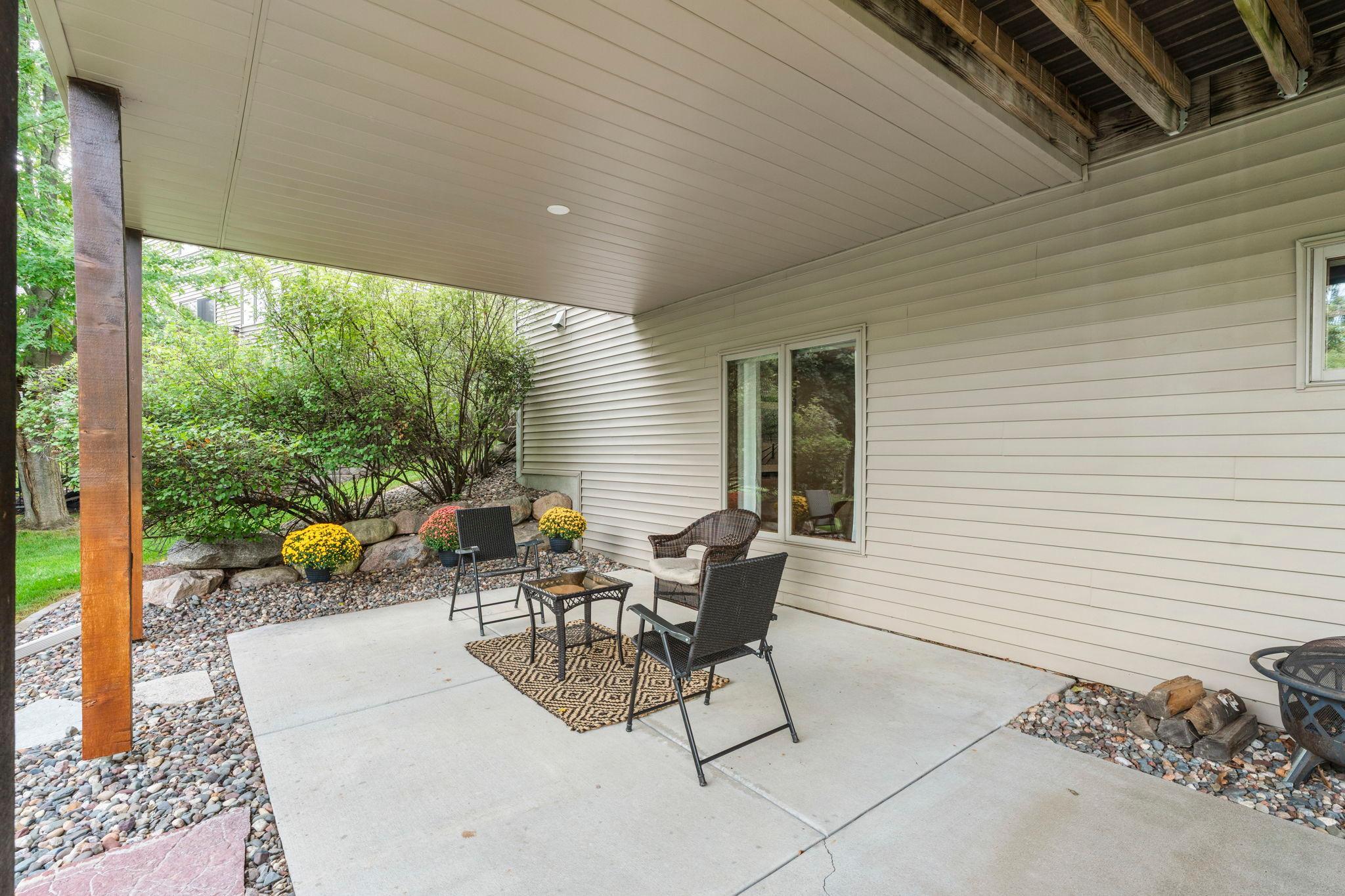 View of Residential at 1106 Overlook Lane, Carver MN 55315, Carver (51 of 57) - Mike Wilen | Minnesota Team Real Estate