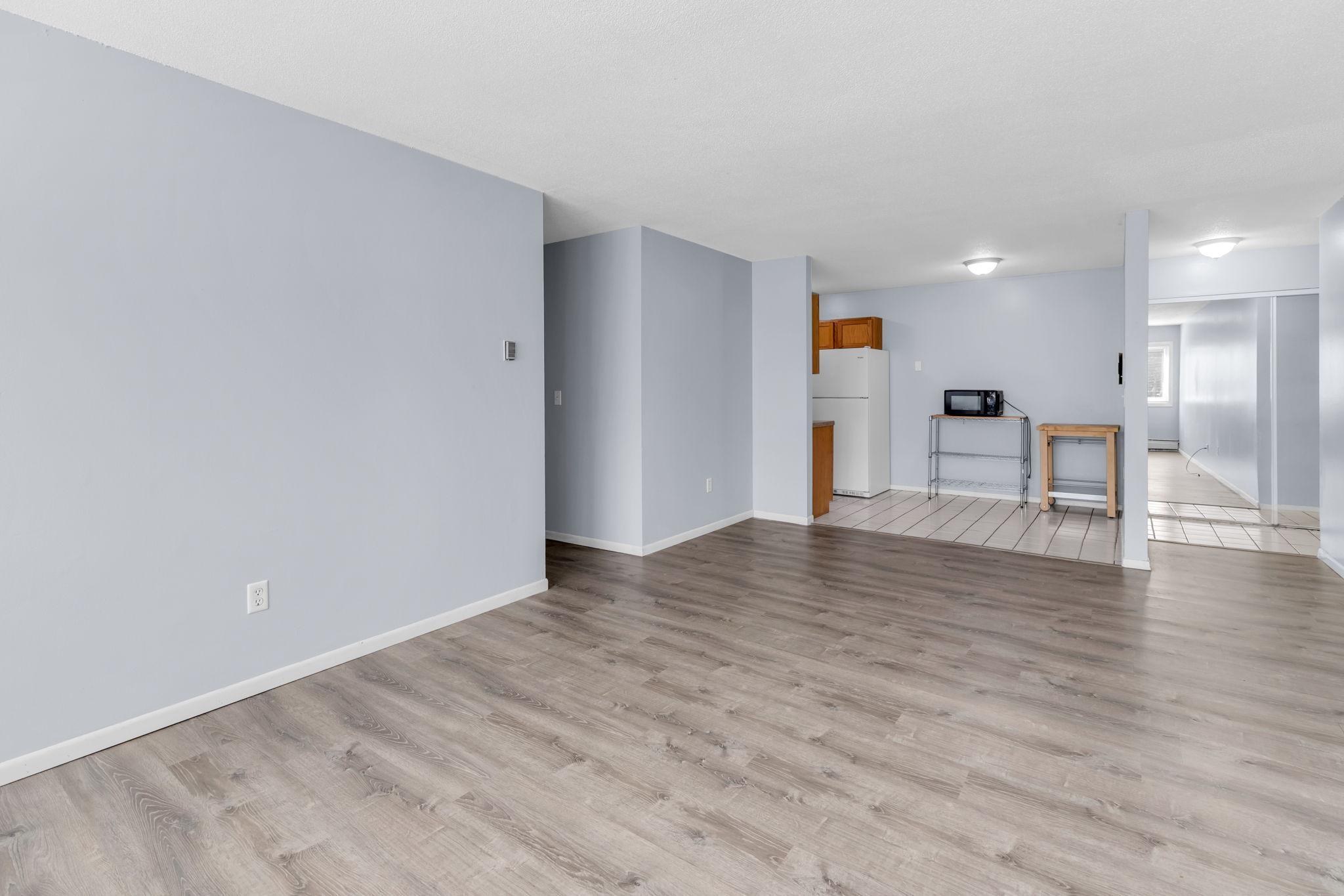View of Residential at 2616 Harriet Avenue #104, Minneapolis MN 55408, Minneapolis (5 of 21) - Mike Wilen | Minnesota Team Real Estate